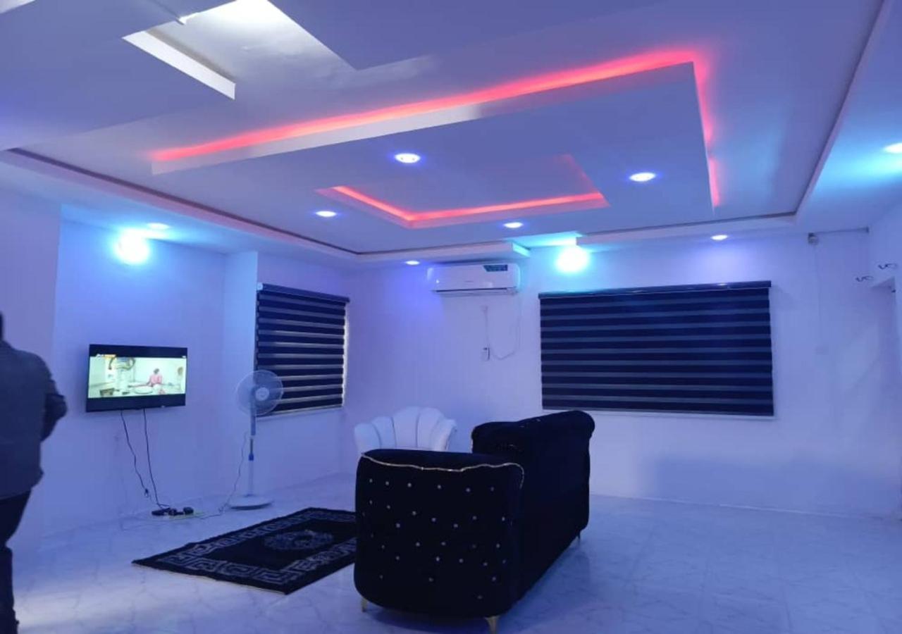 DBaLoGuN's PlaCe -DOWNTOWN PANSEKE -OLUWO AREA