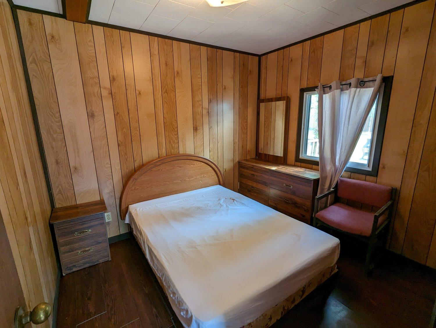Tiny Wood Cottage 07