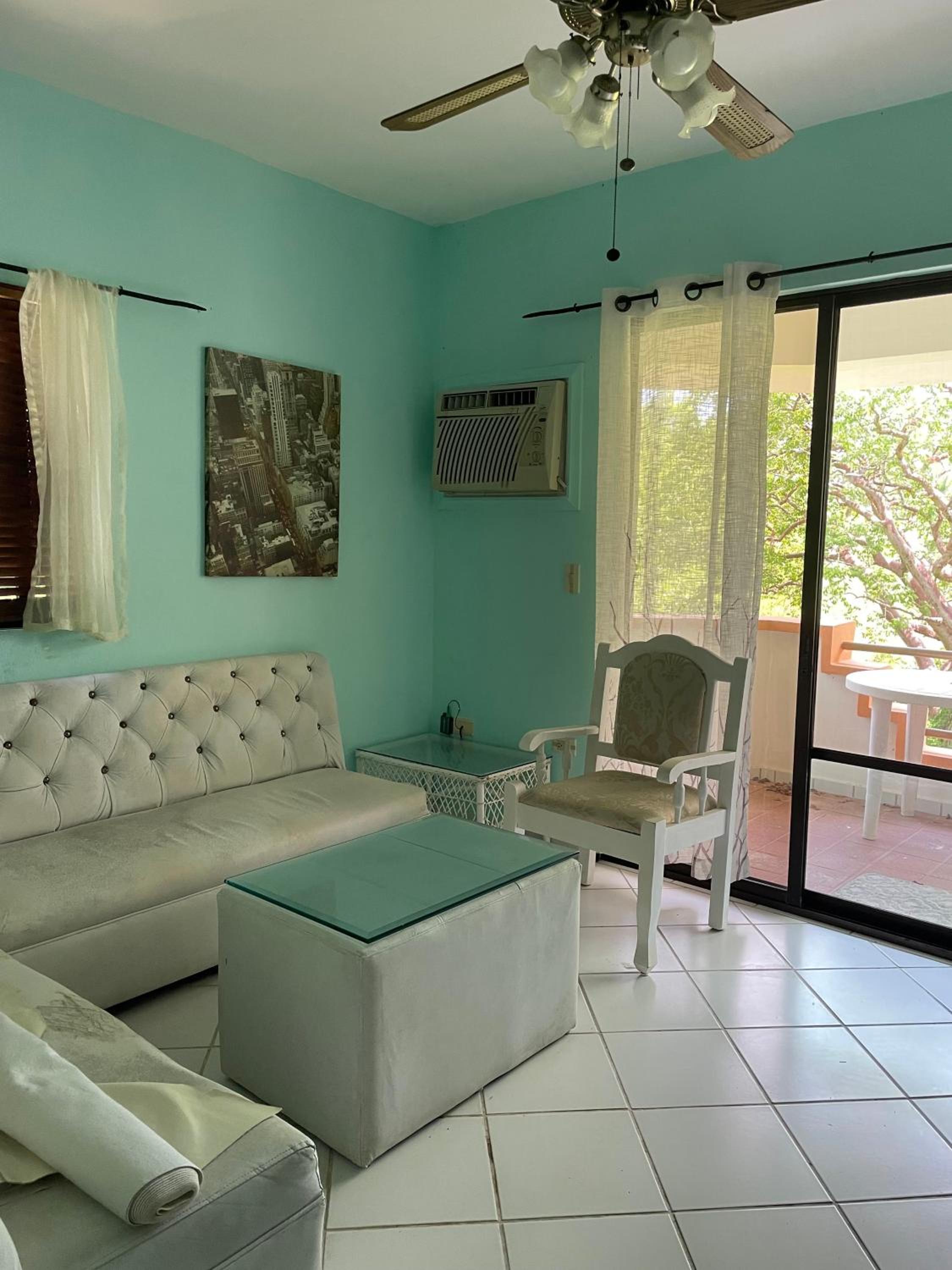Quiet Breezy Countryside Suite