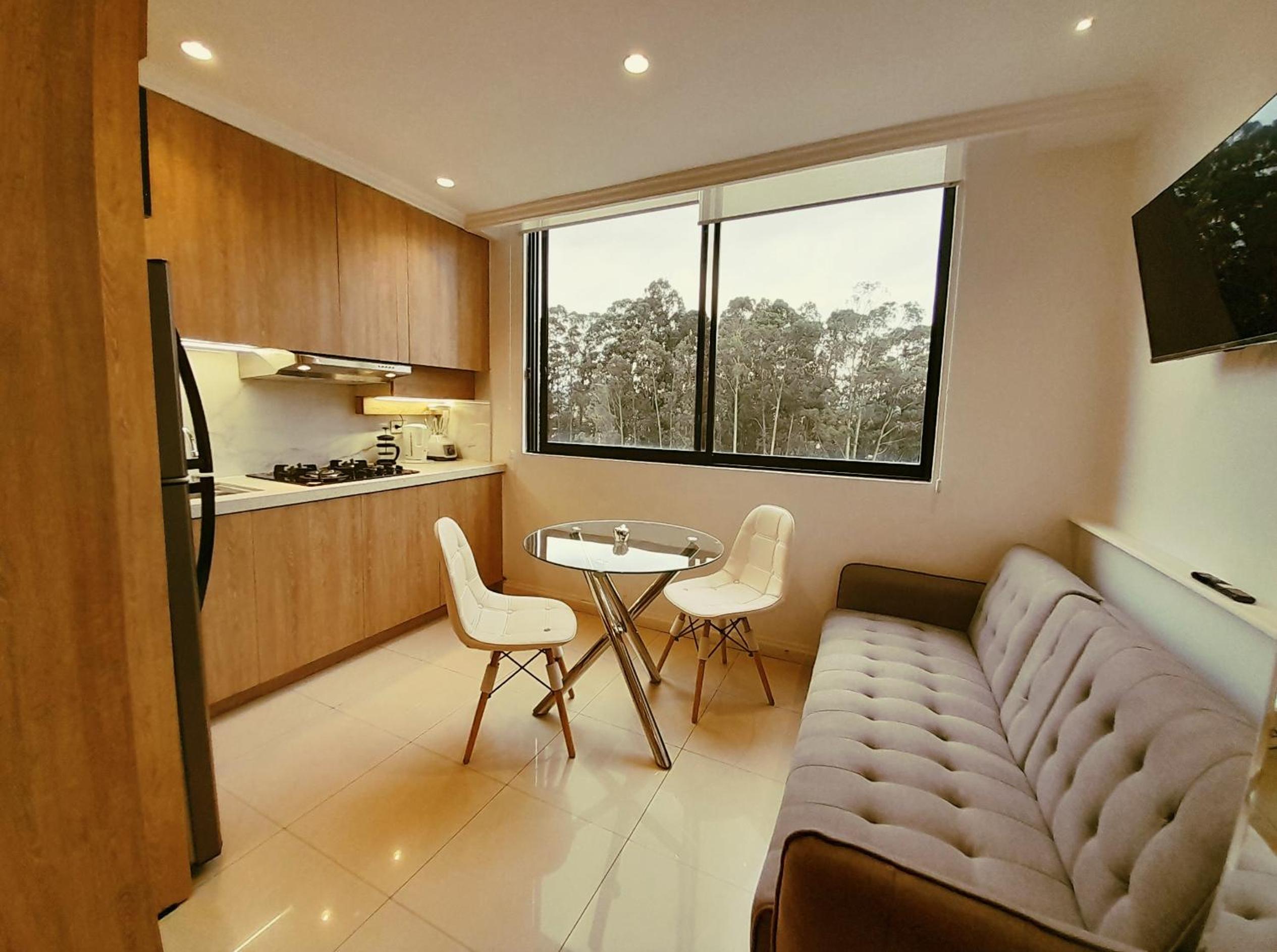 Elegante Suite Privada en Cuenca - Parqueo Incluido