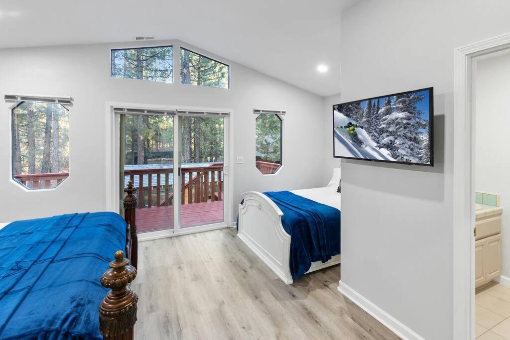 Mountain Retreat With A Jacuzzi & Sauna view 4