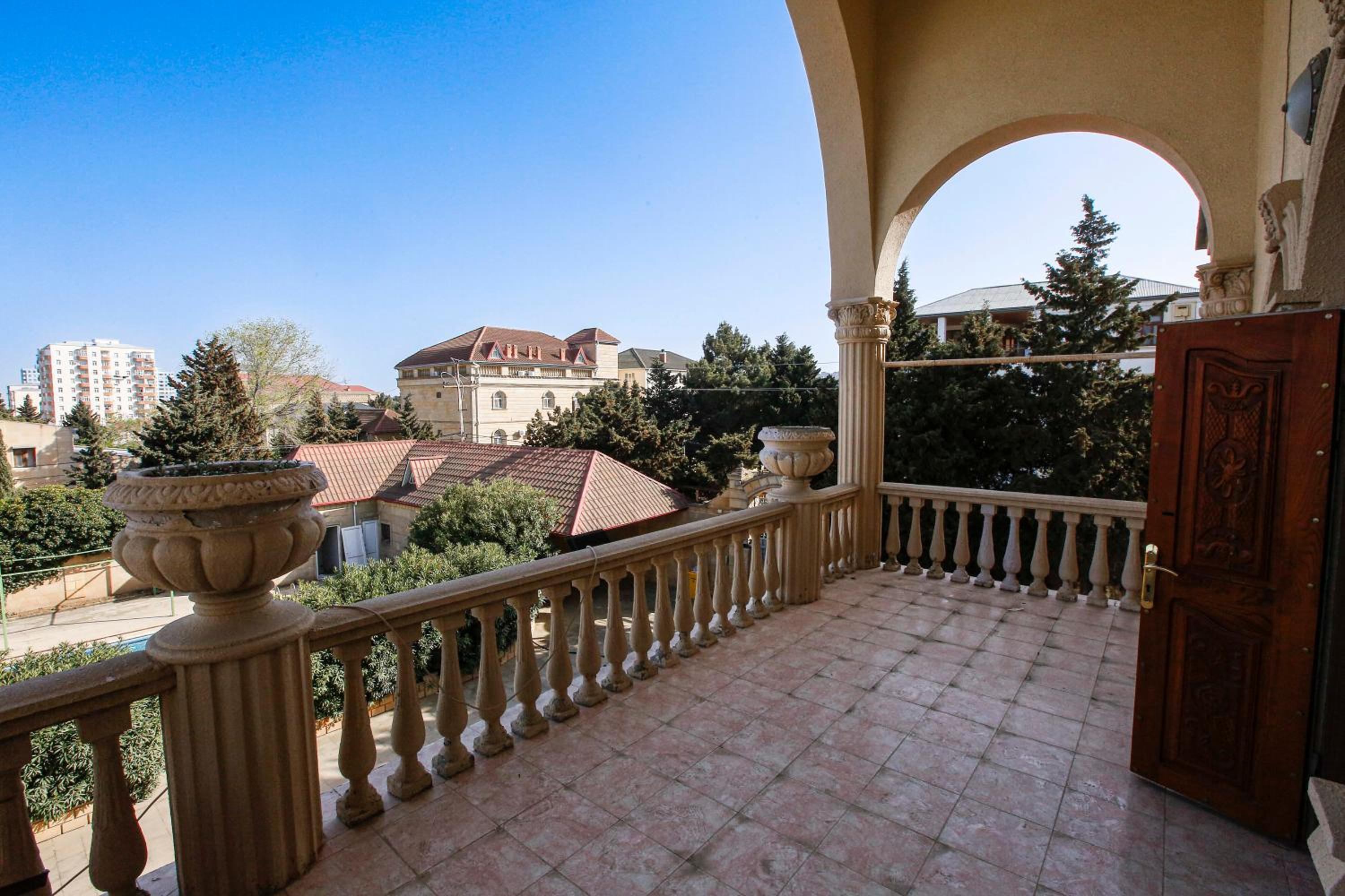 Baku Badamdar Villa