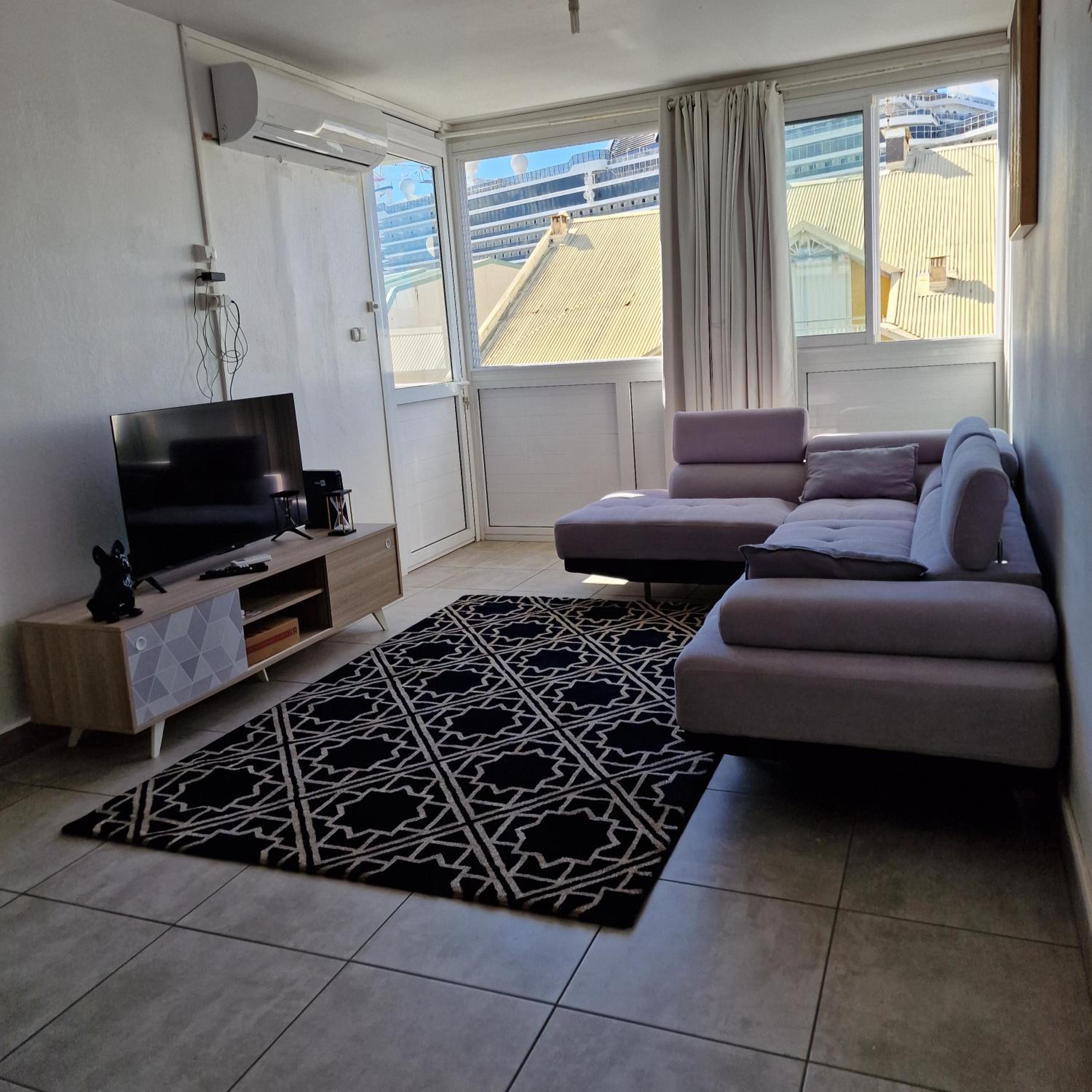chez marvin view 3