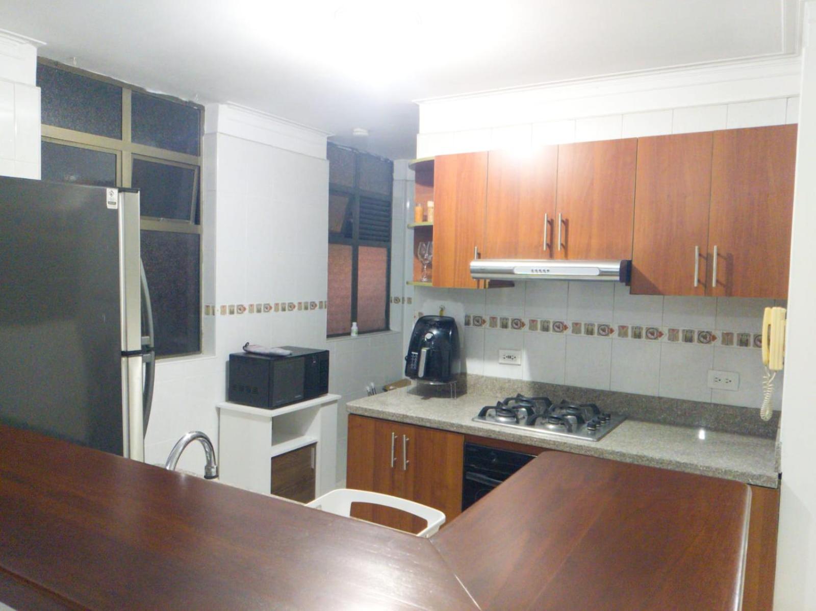 Alquiler de Habitación en hermoso Apartamento Envigado