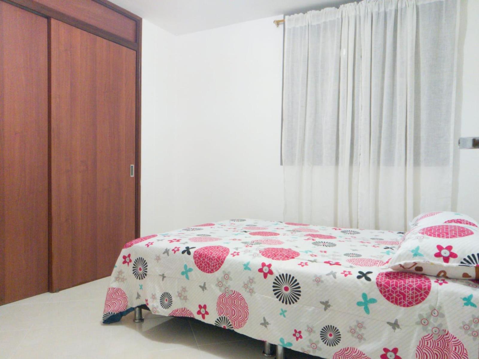 Alquiler de Habitación en hermoso Apartamento Envigado