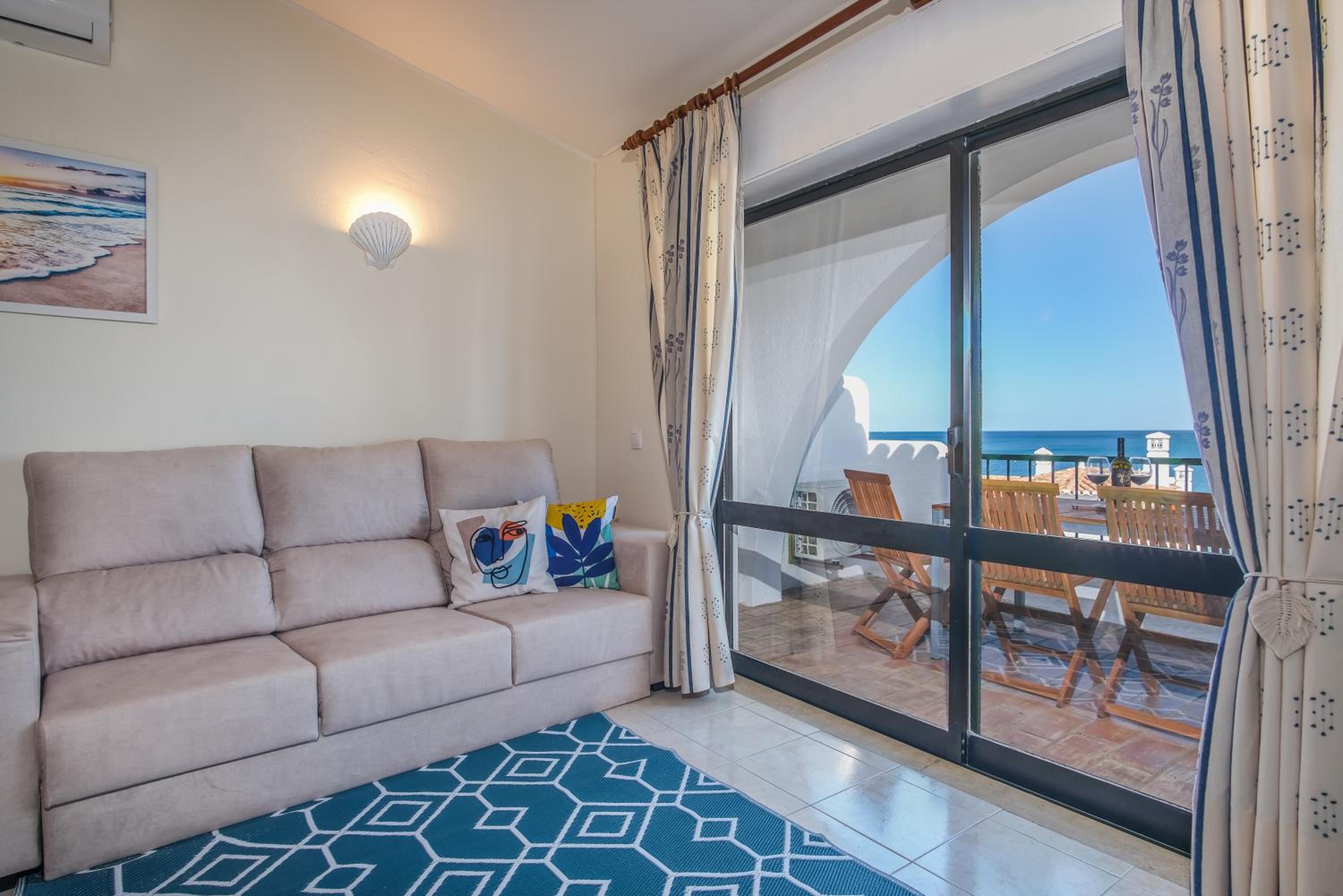 Vila Luz Mar view 2