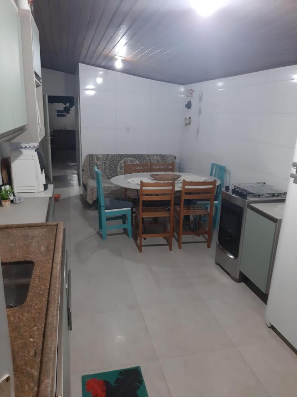 Casa na praia em frente ao mar