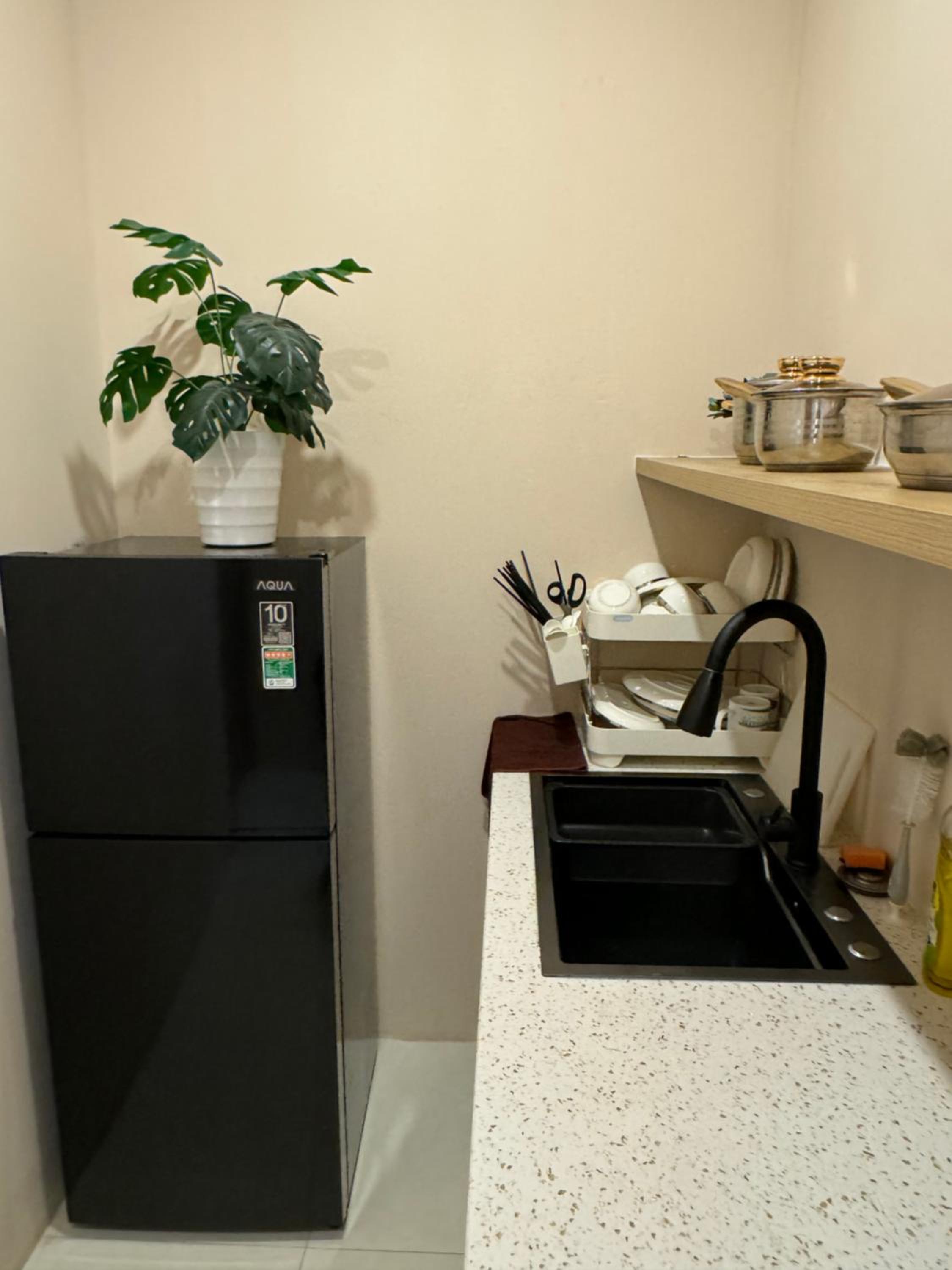Add 17Gia Ngu 4rd floor City view elevator available