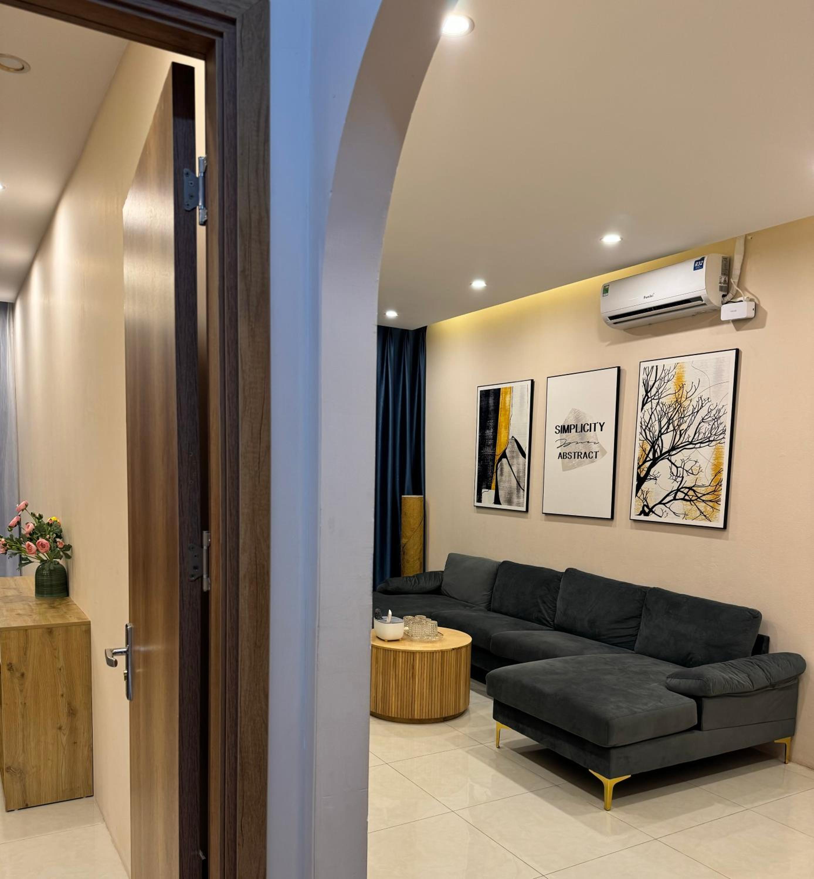 Add 17Gia Ngu 4rd floor City view elevator available