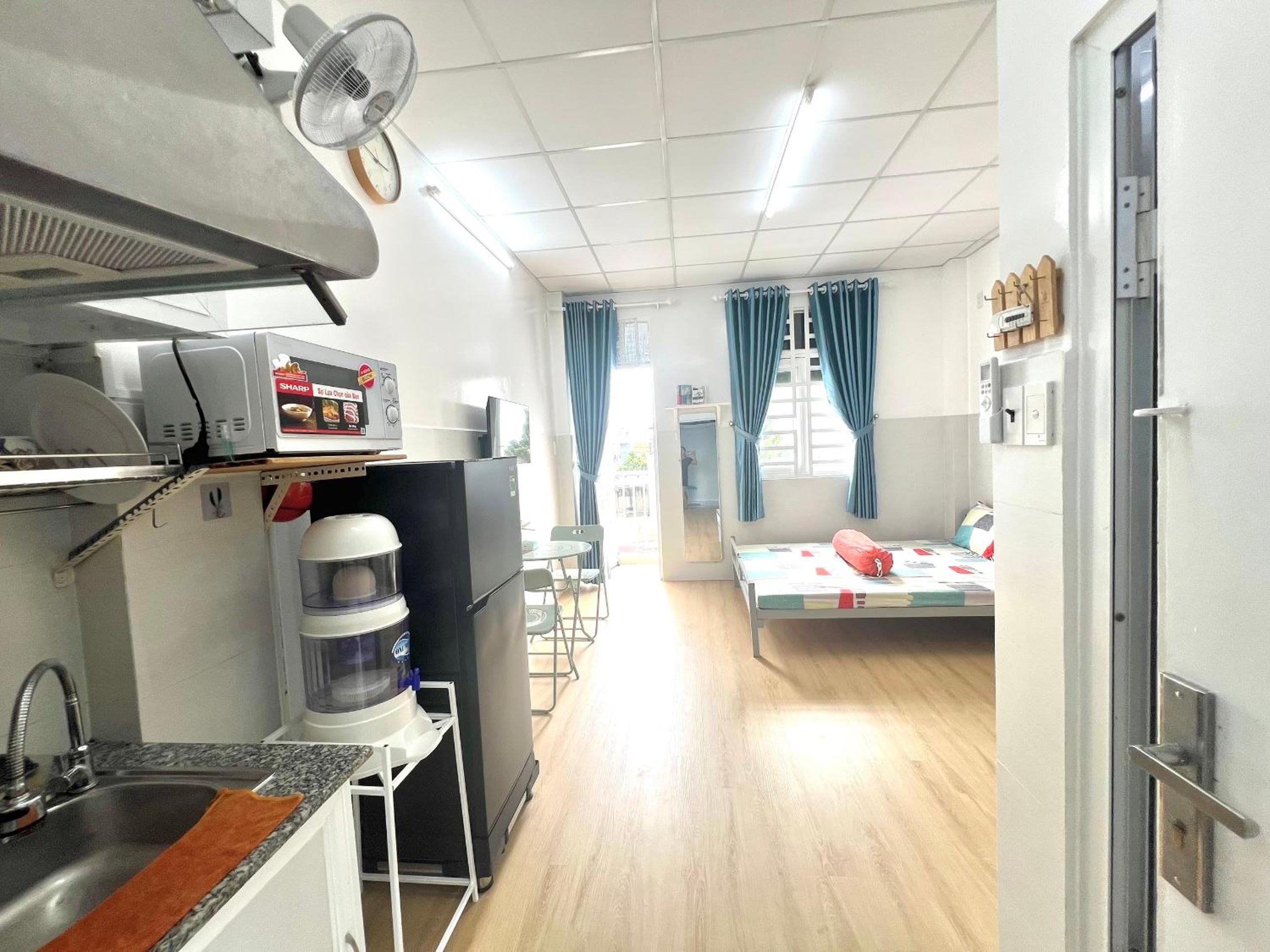 Min House F2 - Phòng Đầy Đủ Tiện Nghi - Gần TTTM Aeon Tân Phú