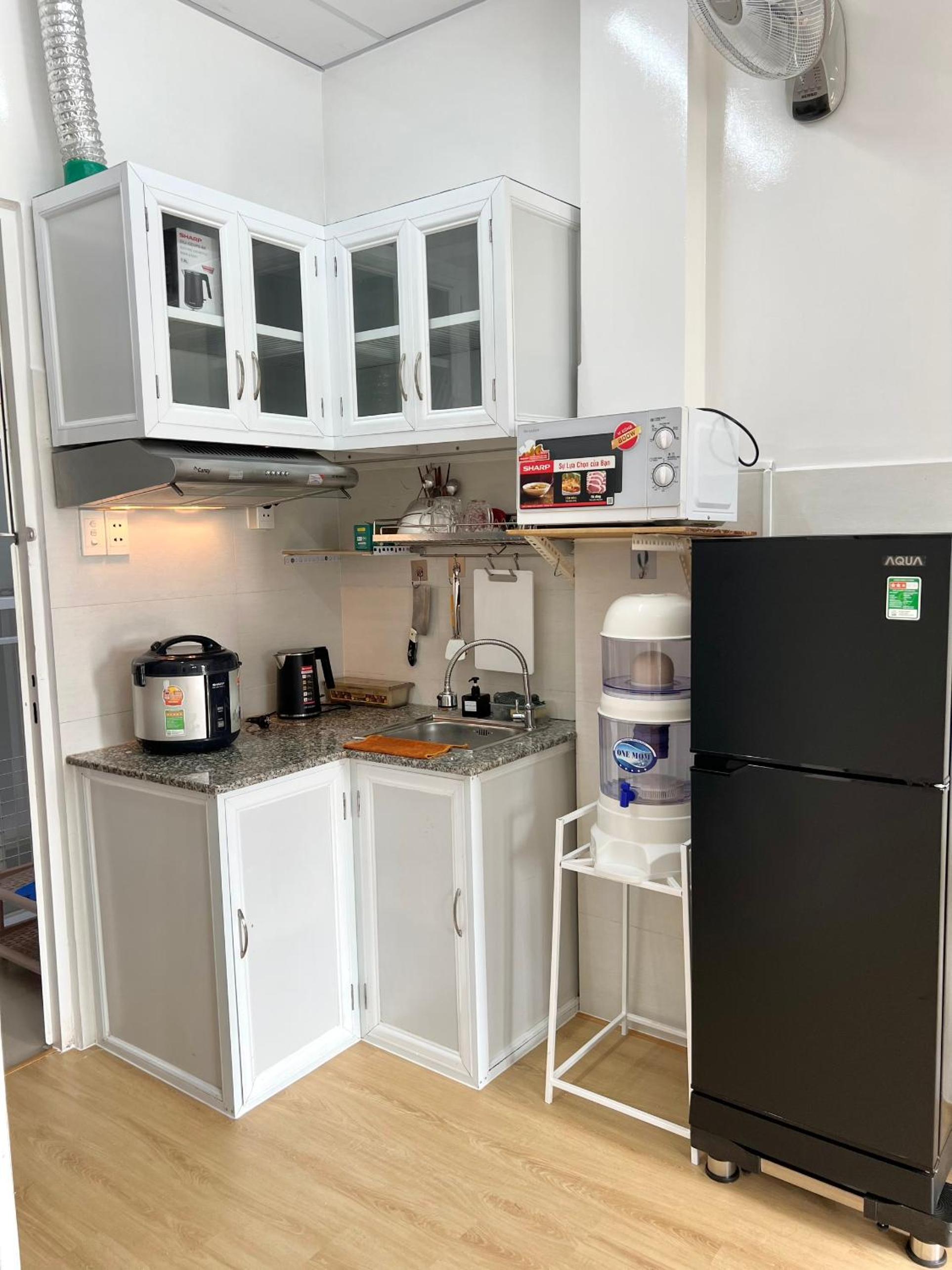 Min House F2 - Phòng Đầy Đủ Tiện Nghi - Gần TTTM Aeon Tân Phú