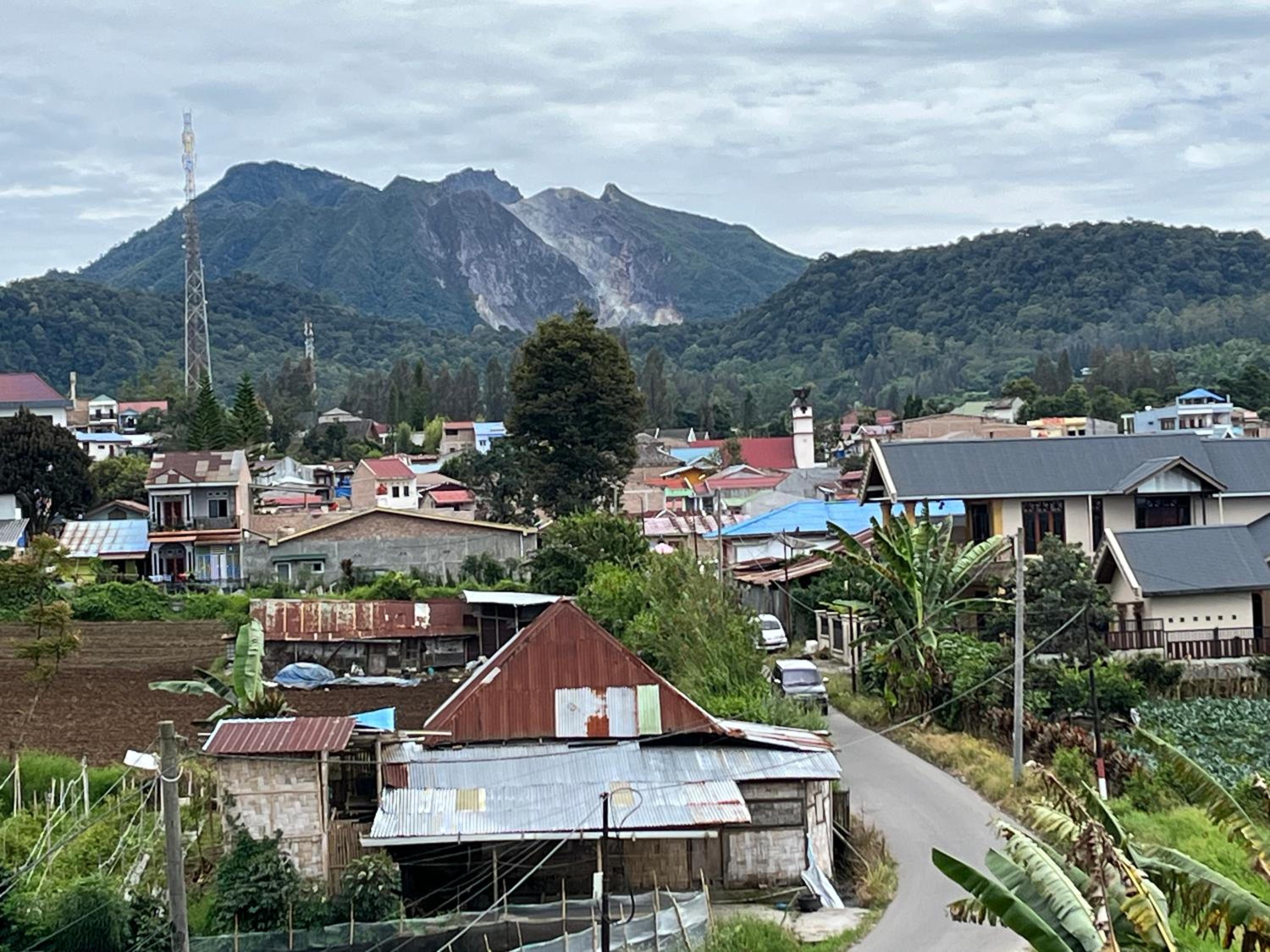 Sapo Rumbia view 2