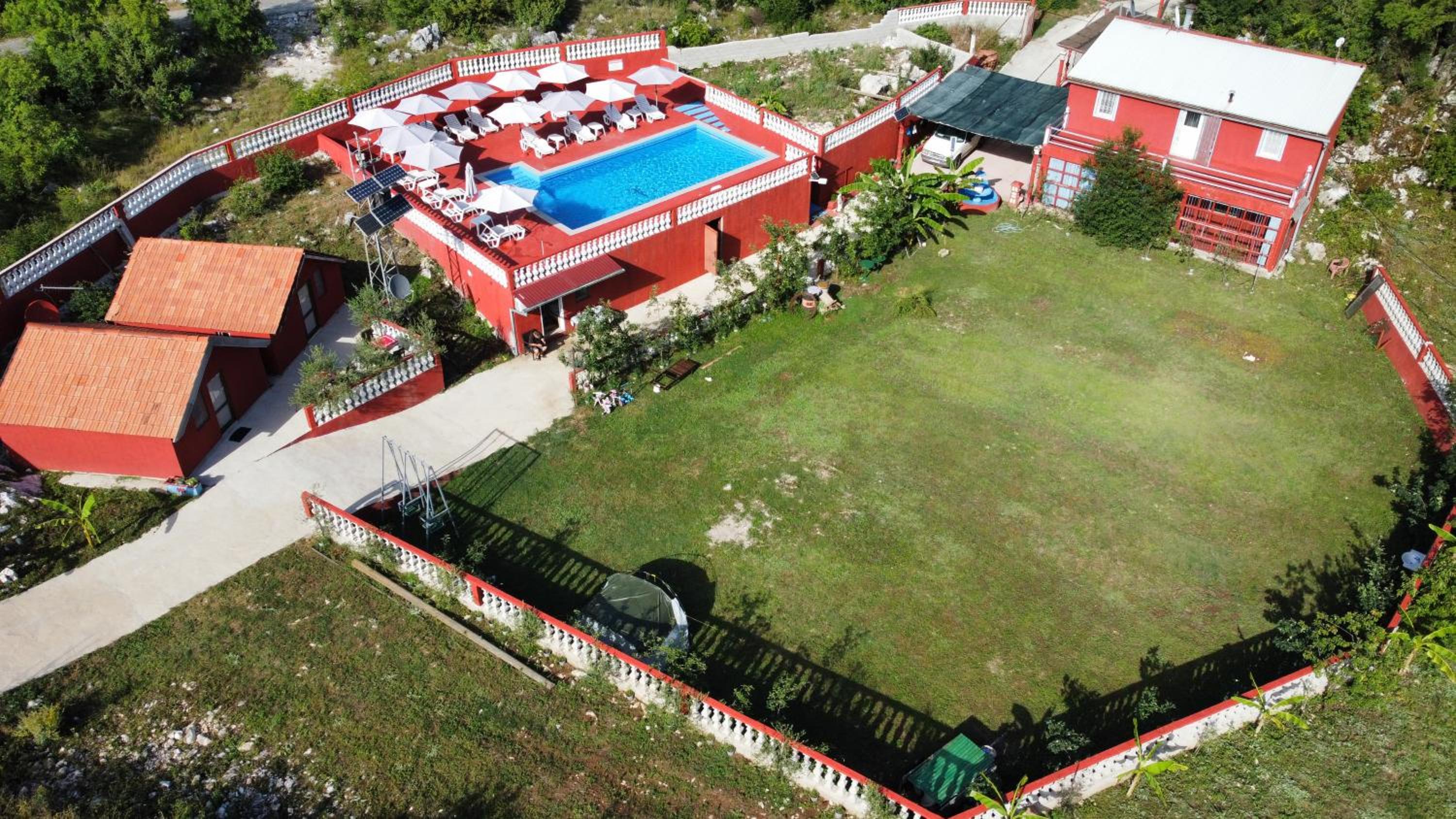 Red apartman 2