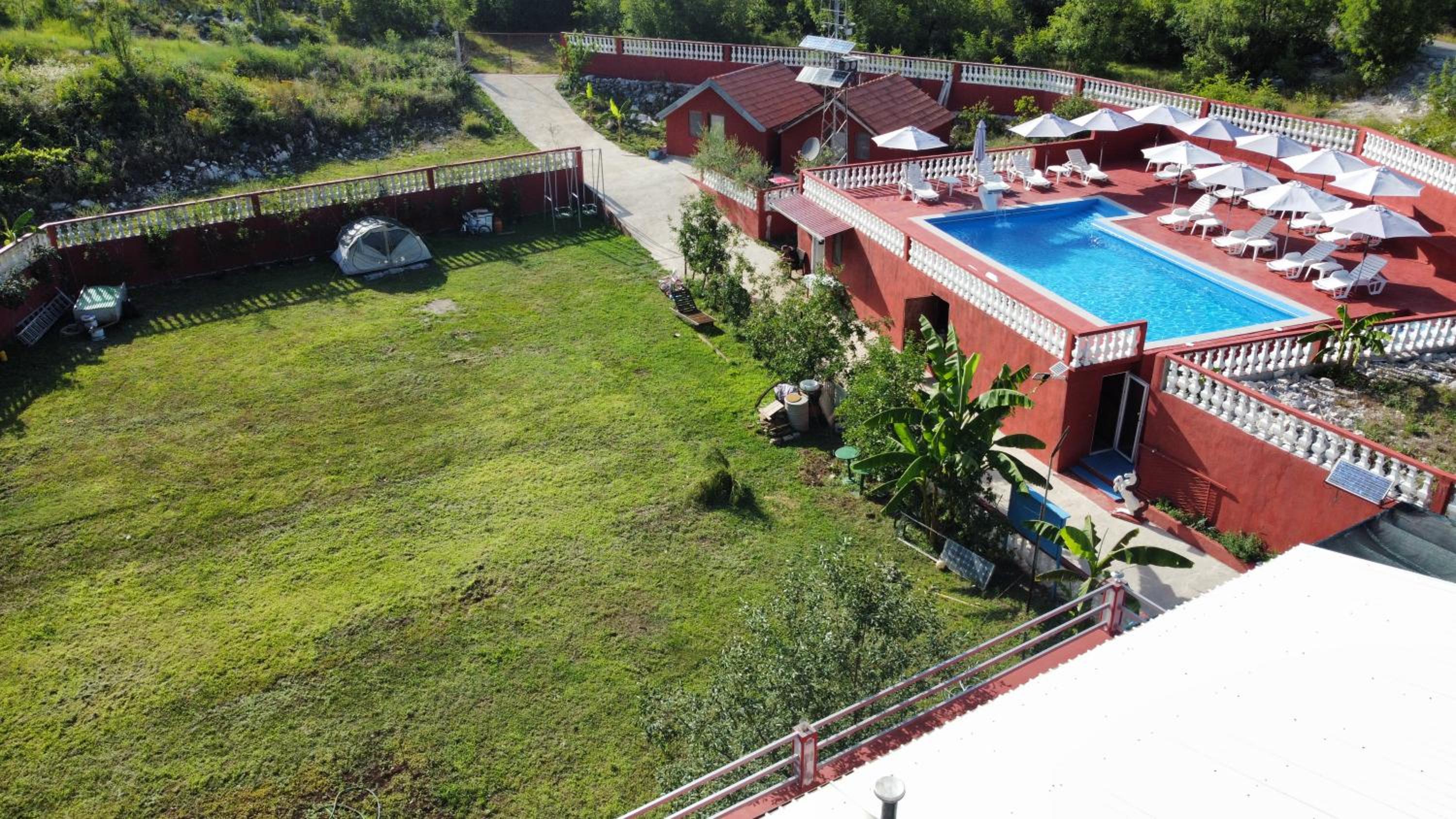 Red apartman 2