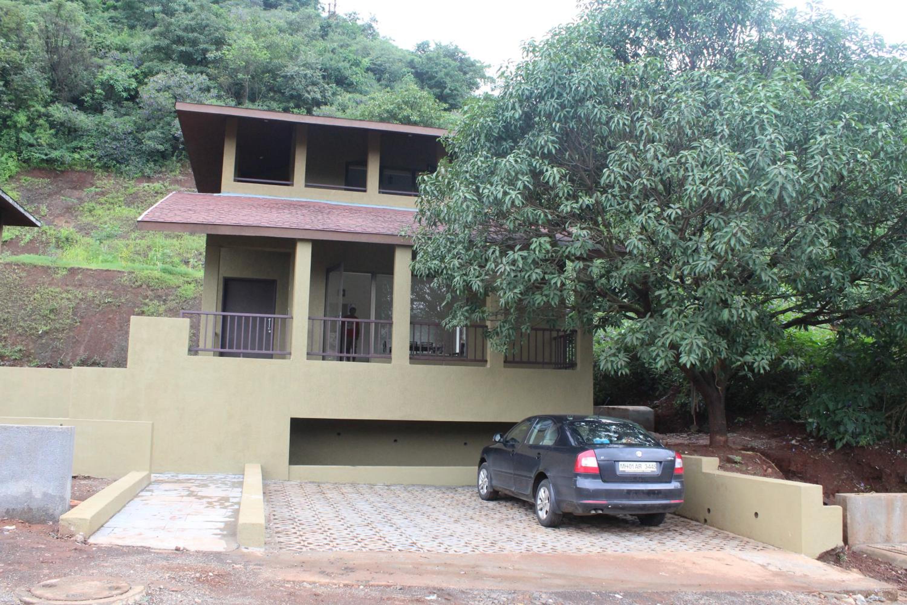 Hill View Street Villa view 4