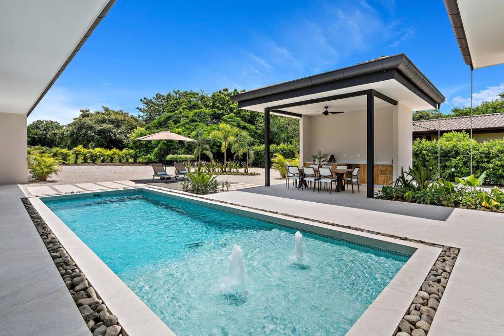 Villa Paradiso Private Pool, Gated Community, Golf, Beach
