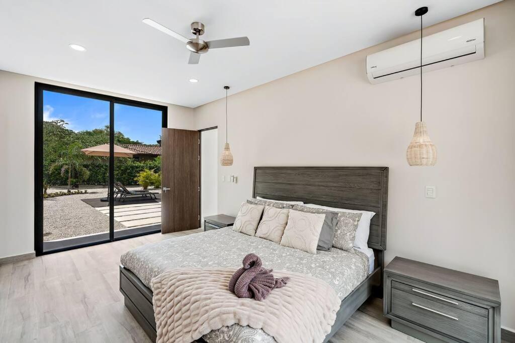 Villa Paradiso Private Pool, Gated Community, Golf, Beach