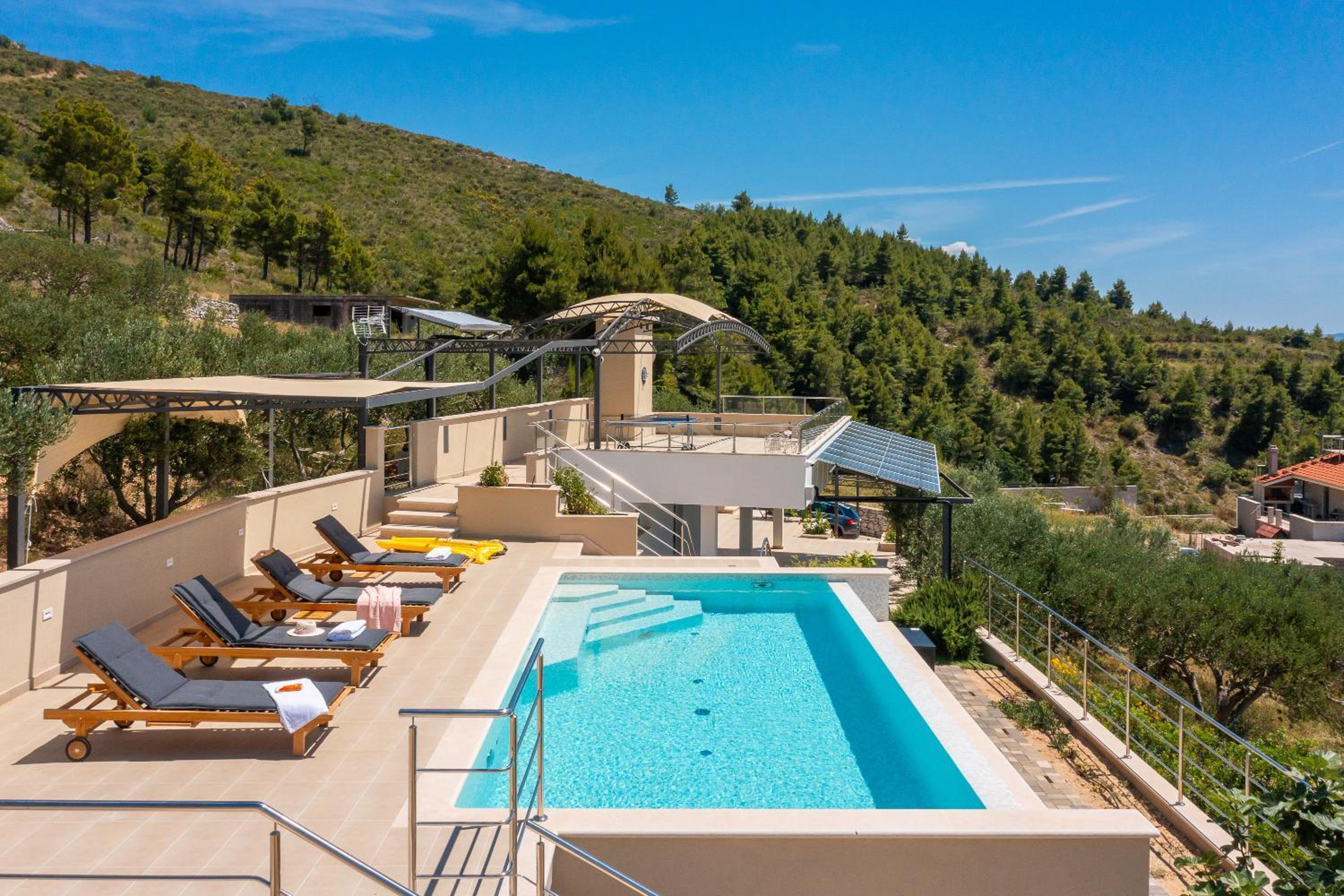 Olive paradise-heated pool- romantic getaway for 2 view 2