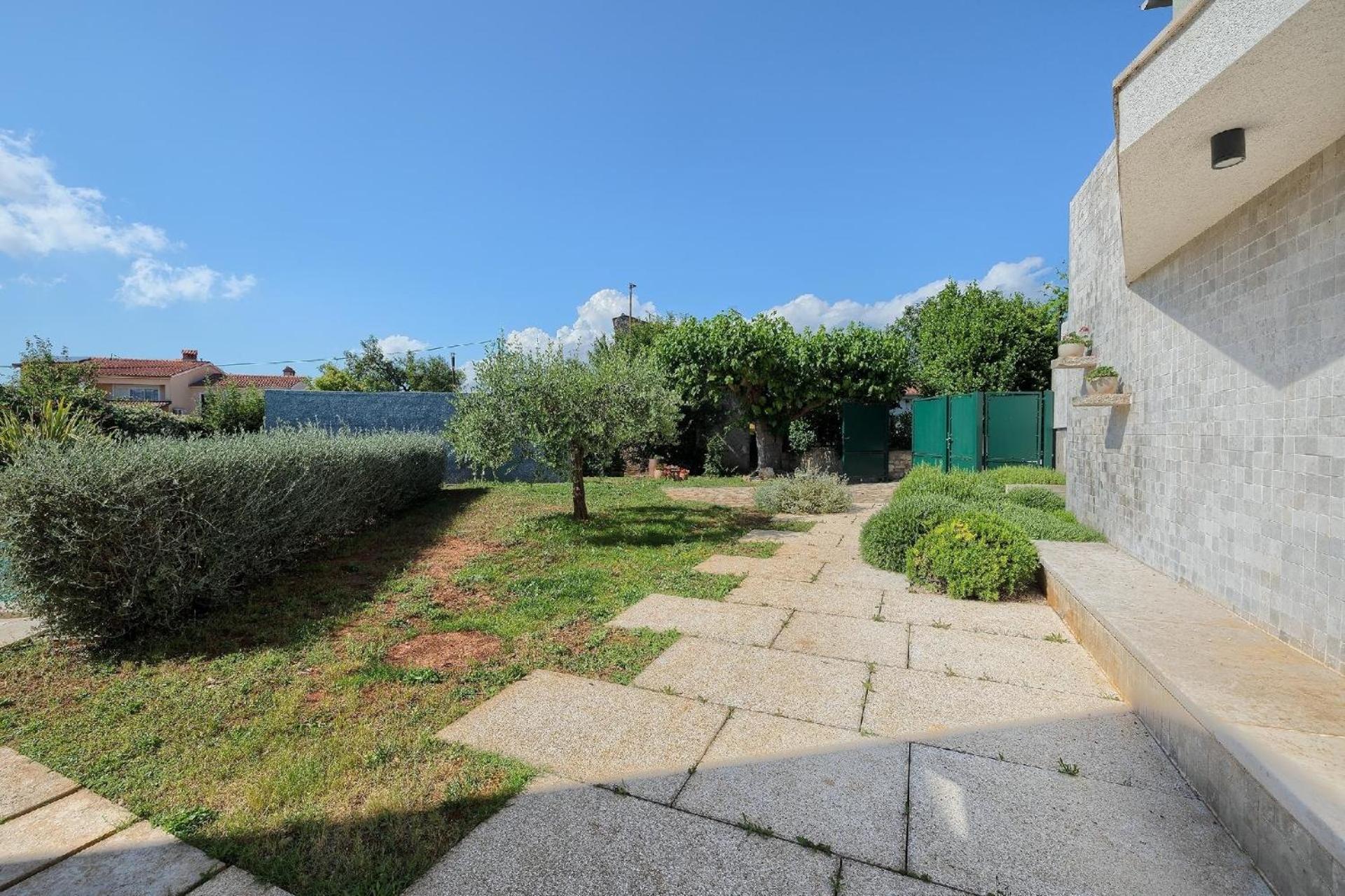 Ferienhaus mit Privatpool für 6 Personen ca 300 qm in Pula, Istrien Istrische Riviera view 3