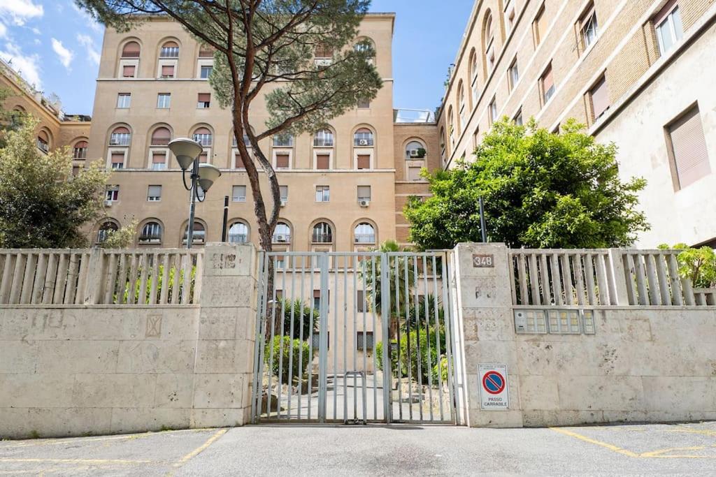 La finestra sul giardino 348