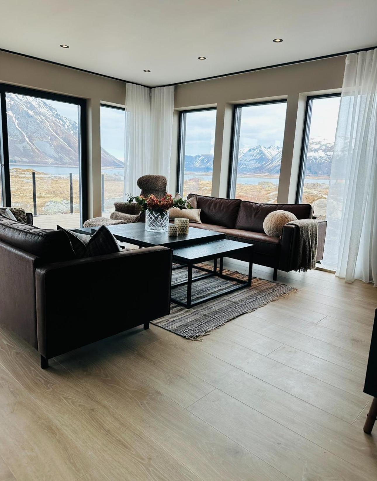 Luxury cabin with Sauna view 5