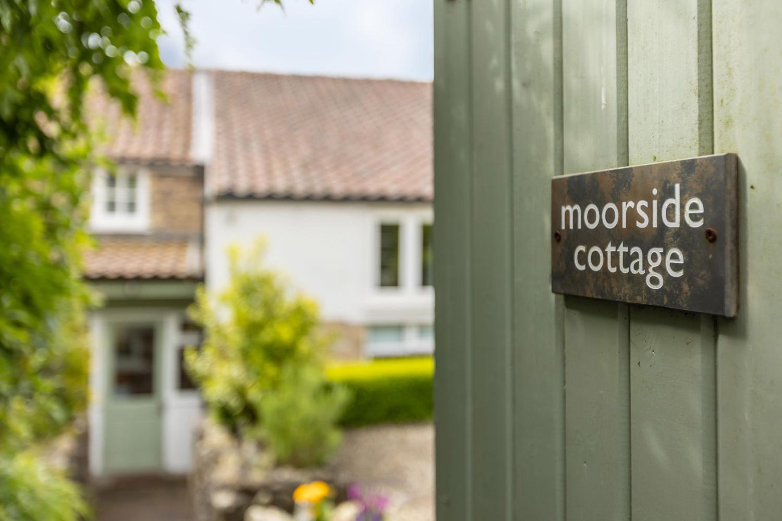 Robins Cottage - Beautiful North Yorkshire Stone Cottage