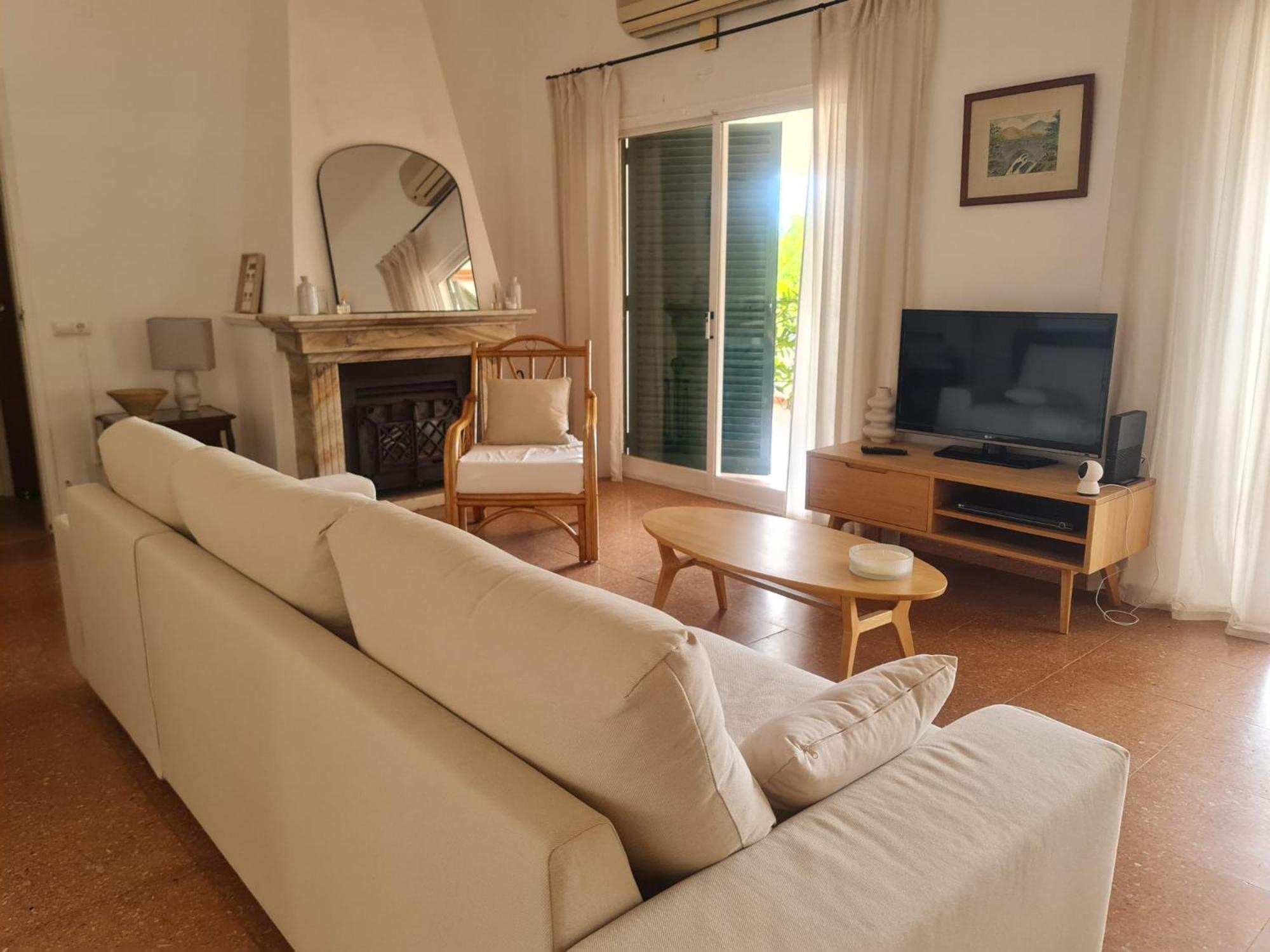 Casa dos Arcos view 3