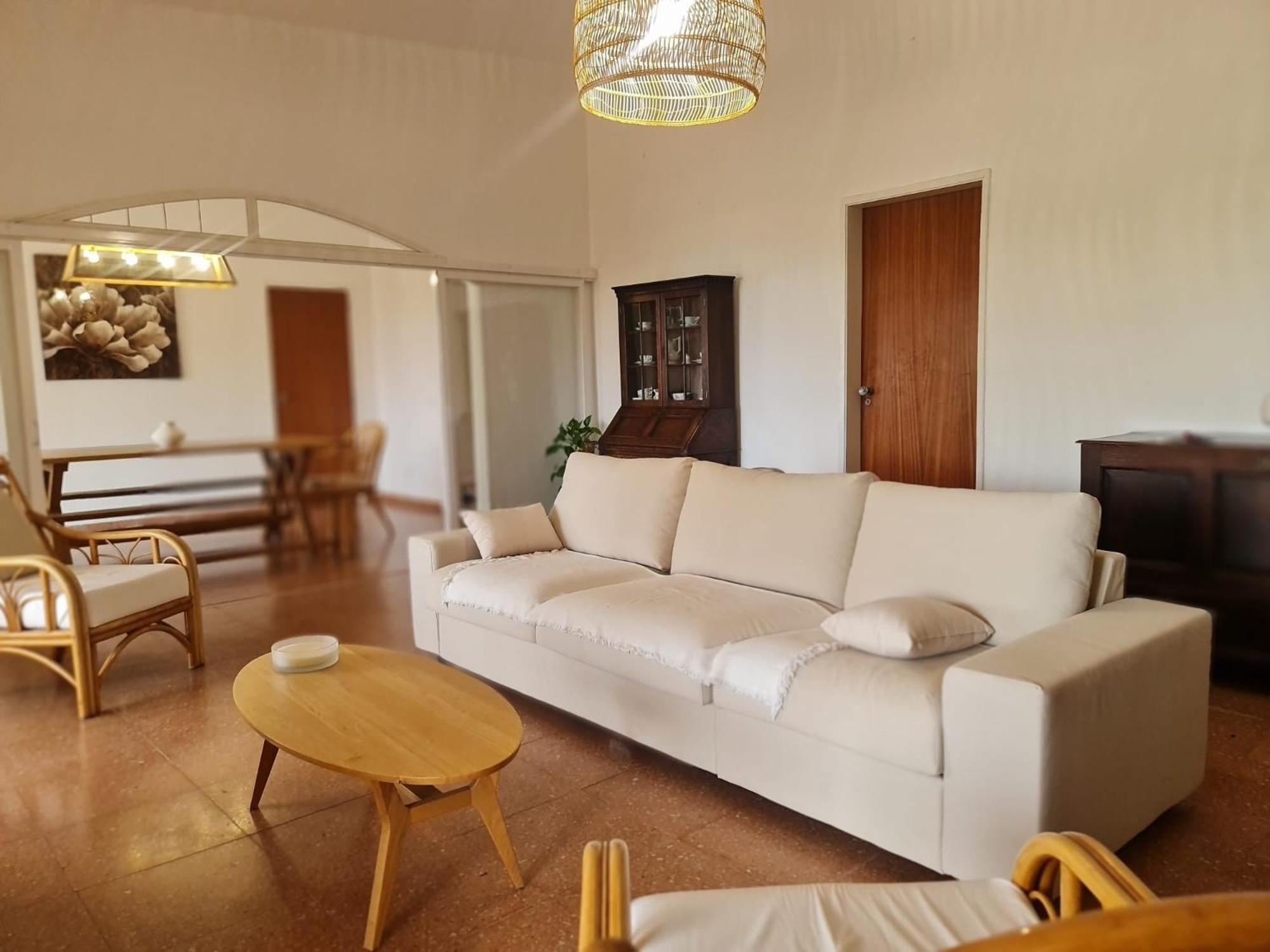 Casa dos Arcos view 2