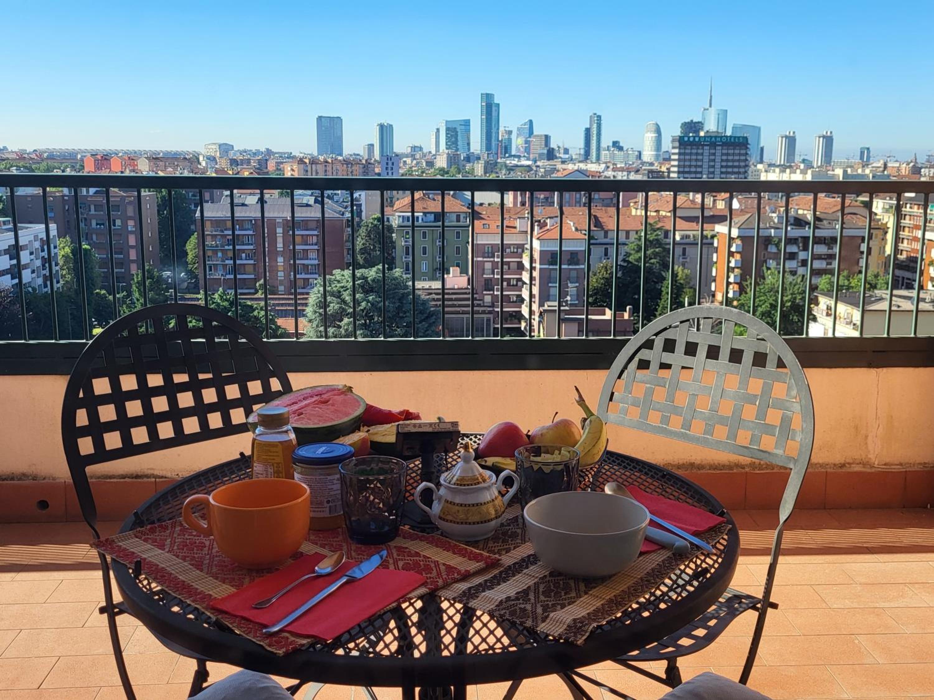 B&B - Camera doppia con bagno privato in stupendo attico con vista mozzafiato