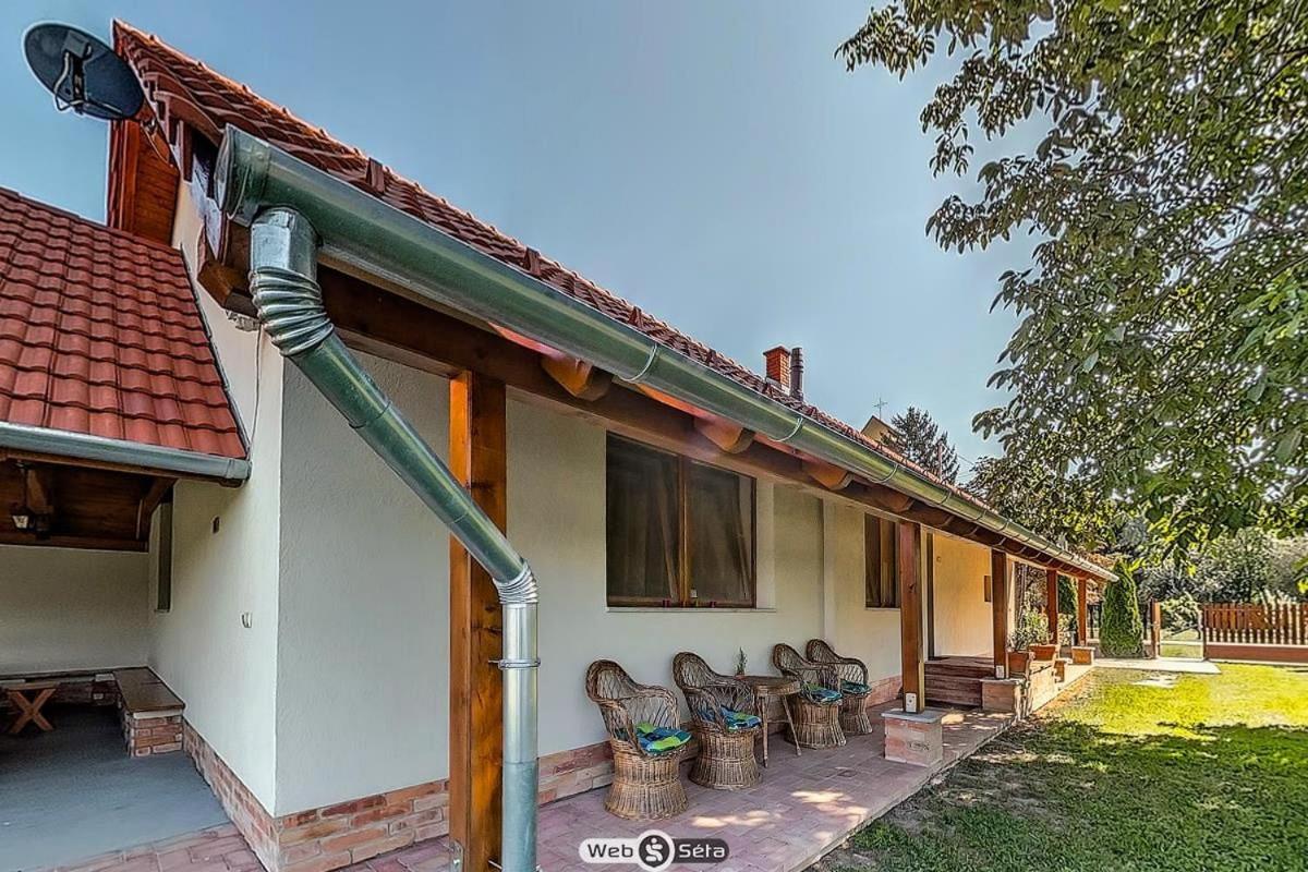 Vackor Vendégház Gerjen view 3