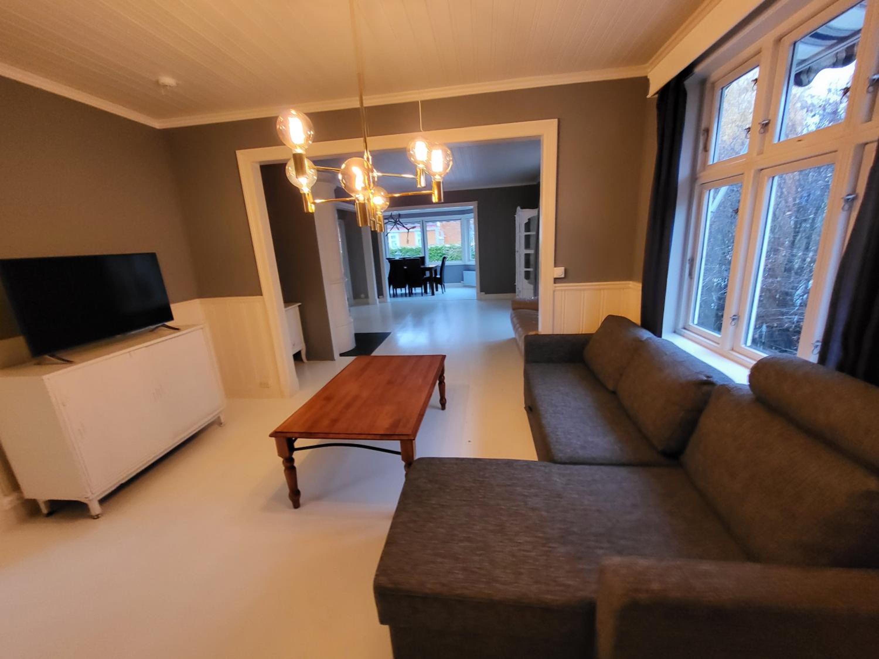 Executive 5 Bedrooms House in Lillestrøm Central - 5 mins walk from Lillestrøm Station view 4