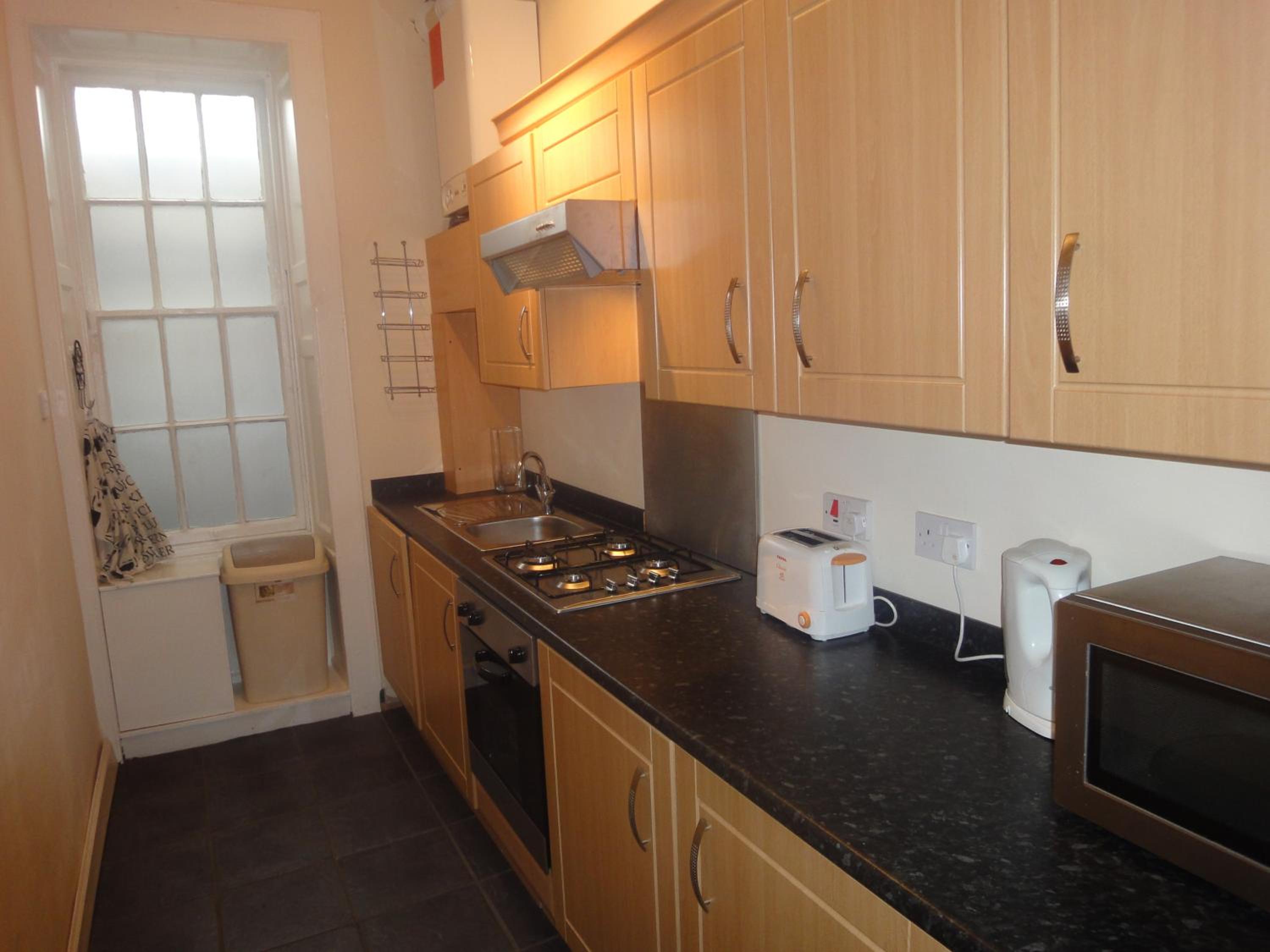 Heart Of Edinburgh City Flat