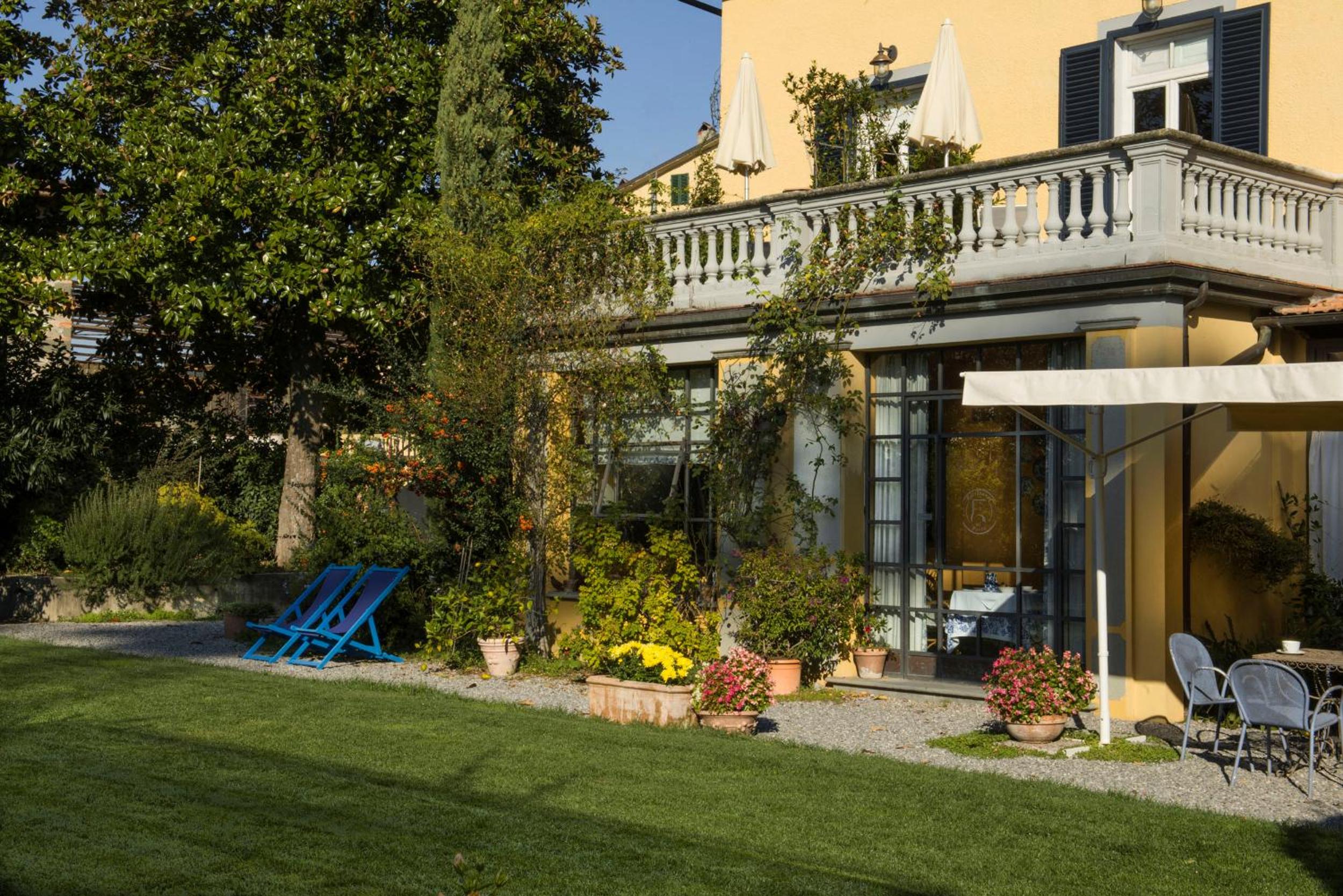 Al Porto Di Lucca B&B