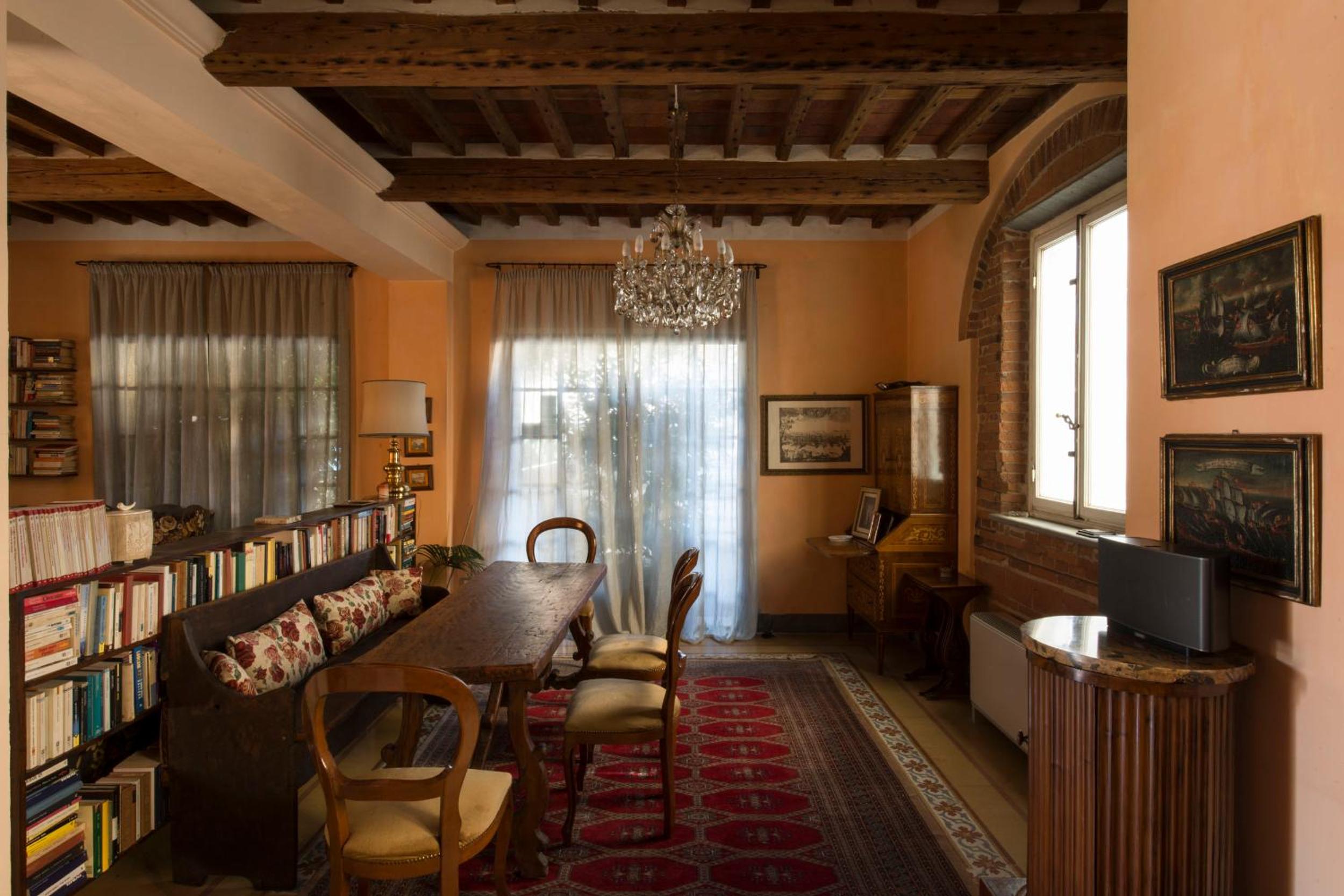 Al Porto Di Lucca B&B