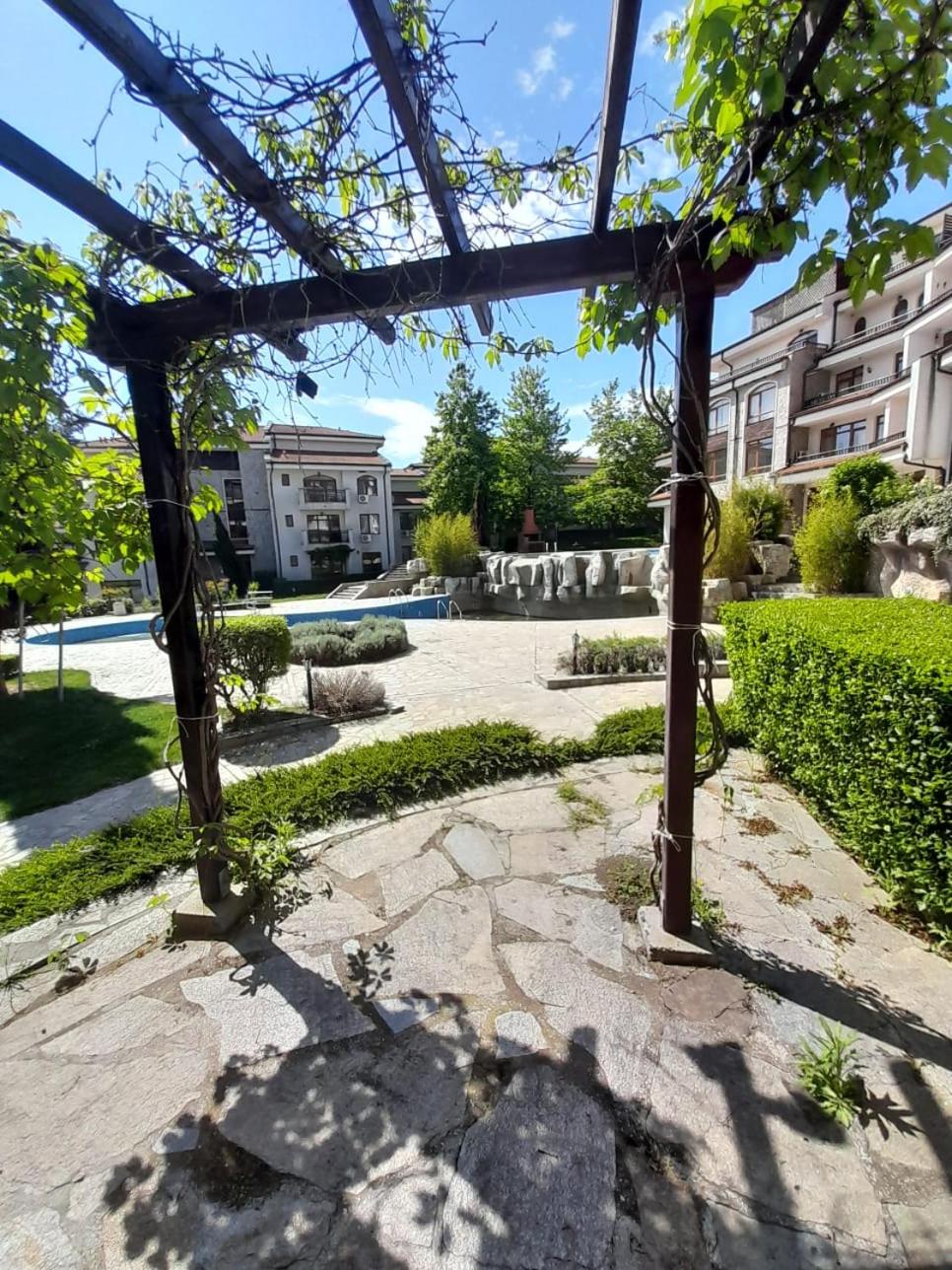 Beautiful 2 Room Apartment with Poolview outside from Aheloy