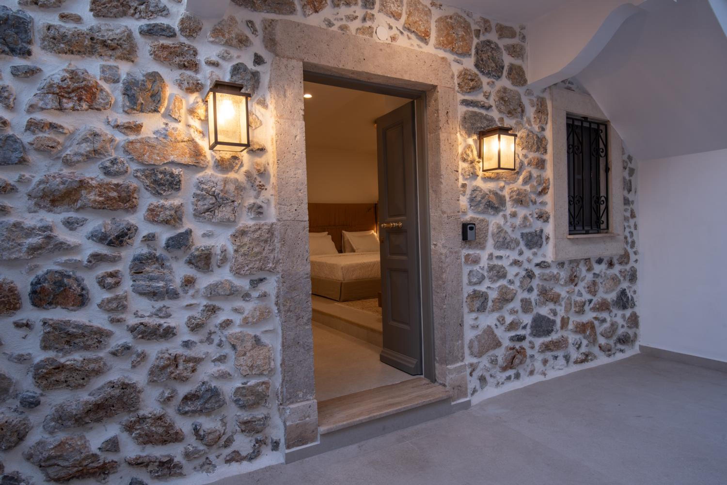 MyGeMa Boutique Home and Loft