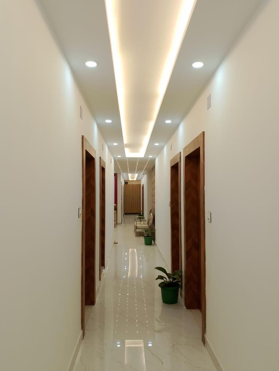 Hotel Shanti International view 4