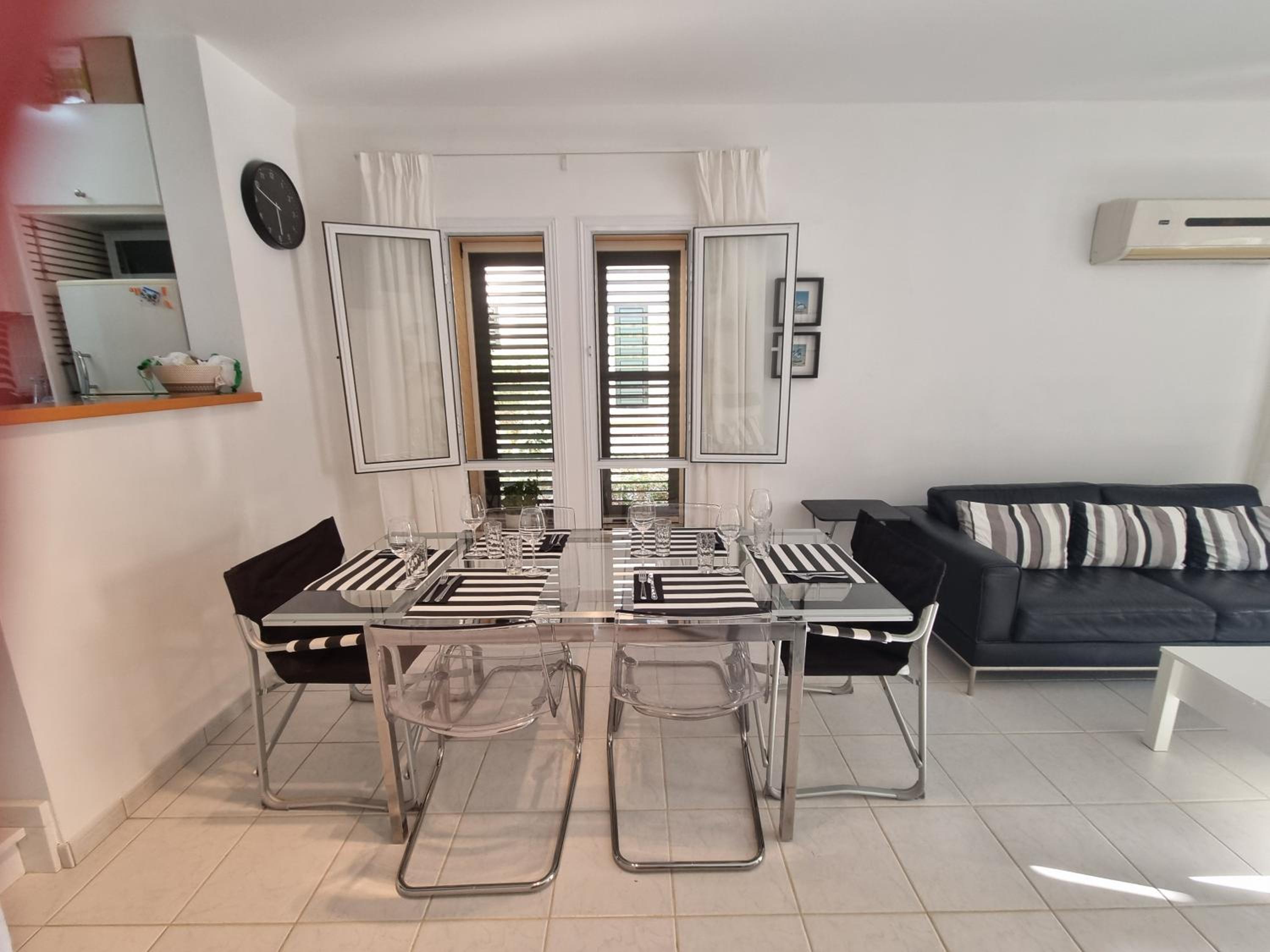 Cyprus Townhouse Pool Patio Aircon Free Parking