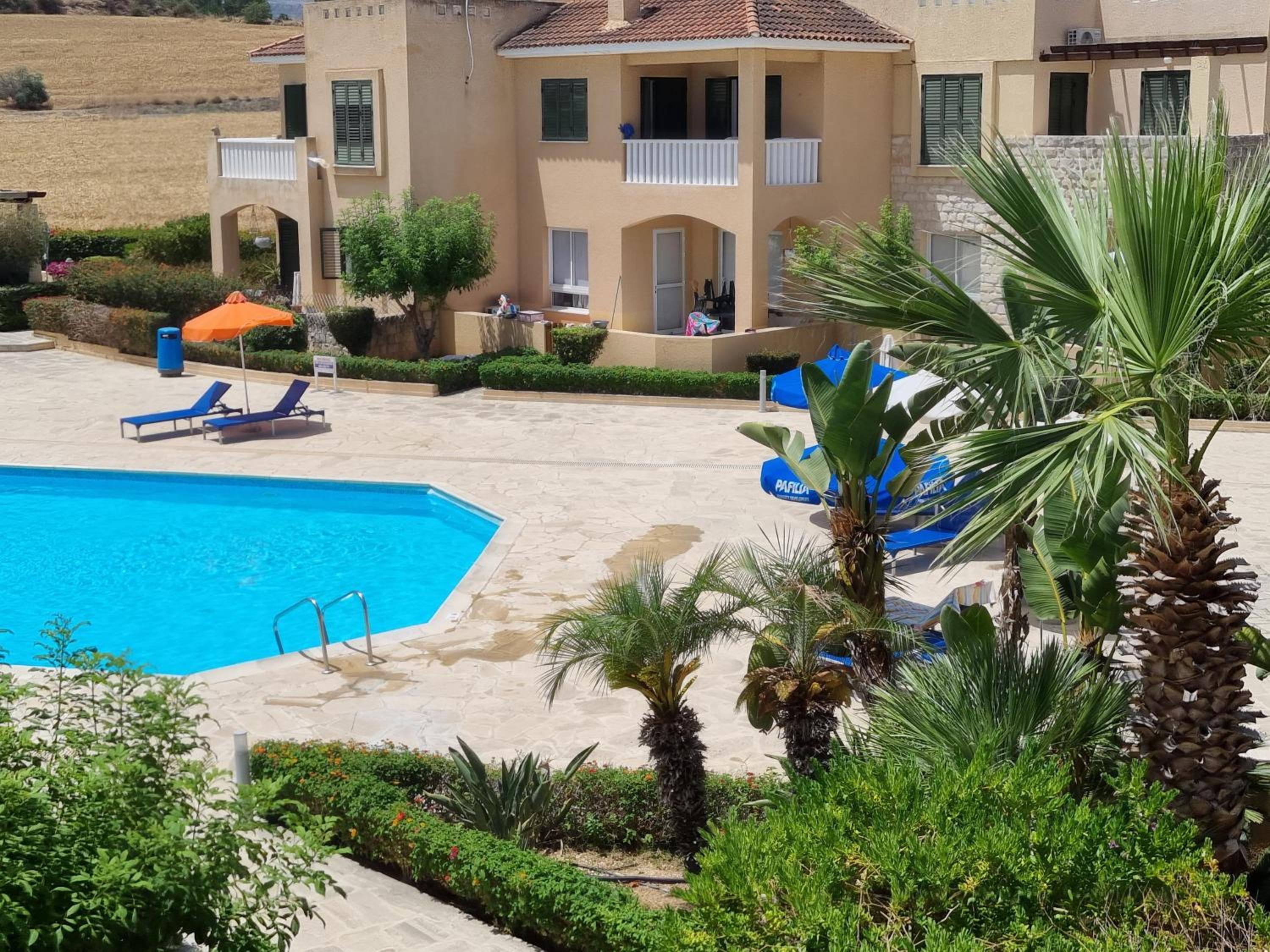 Cyprus Townhouse Pool Patio Aircon Free Parking