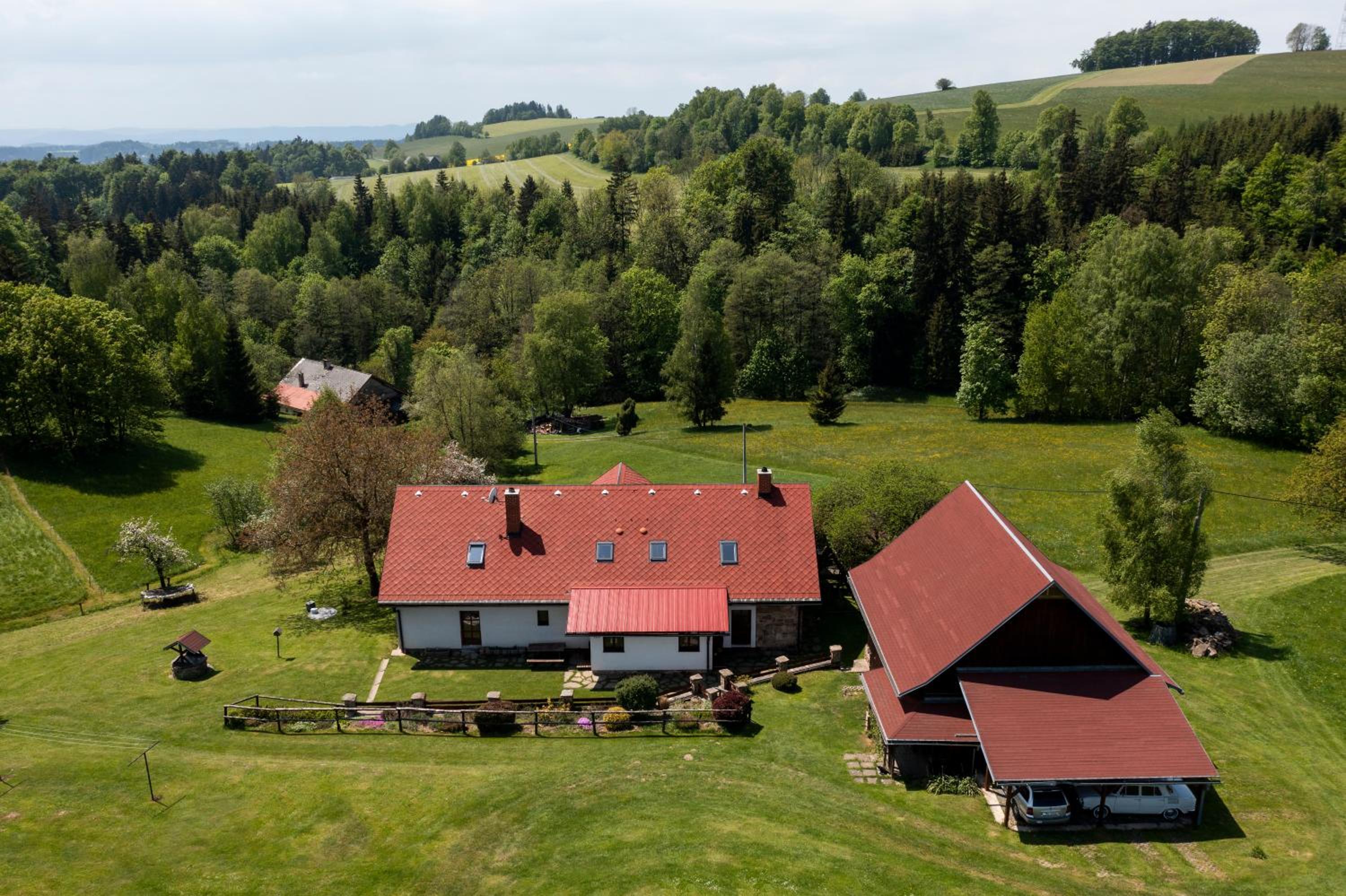 Na samotě u lesa view 2