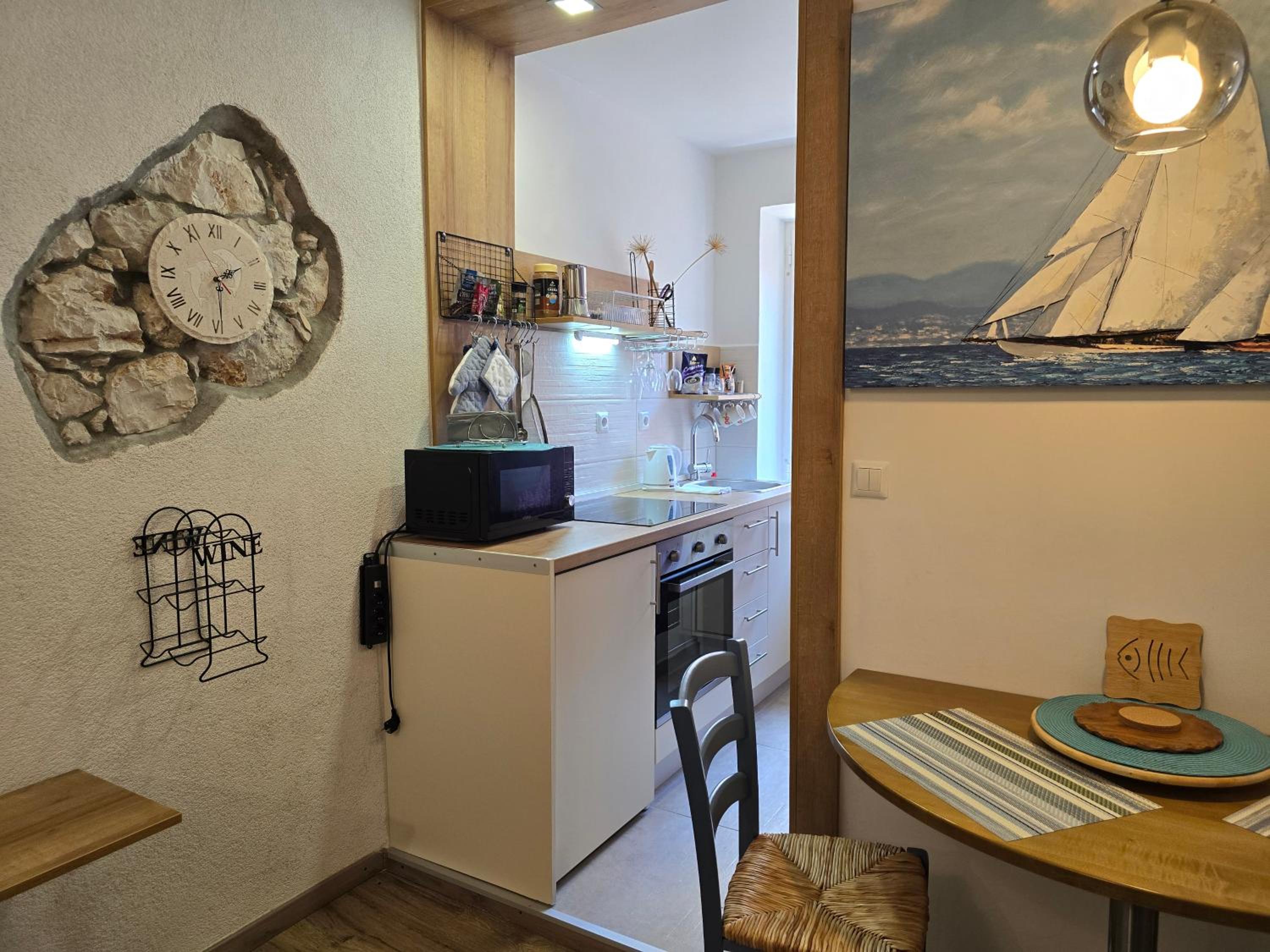 FRITULA - Studio Apartment