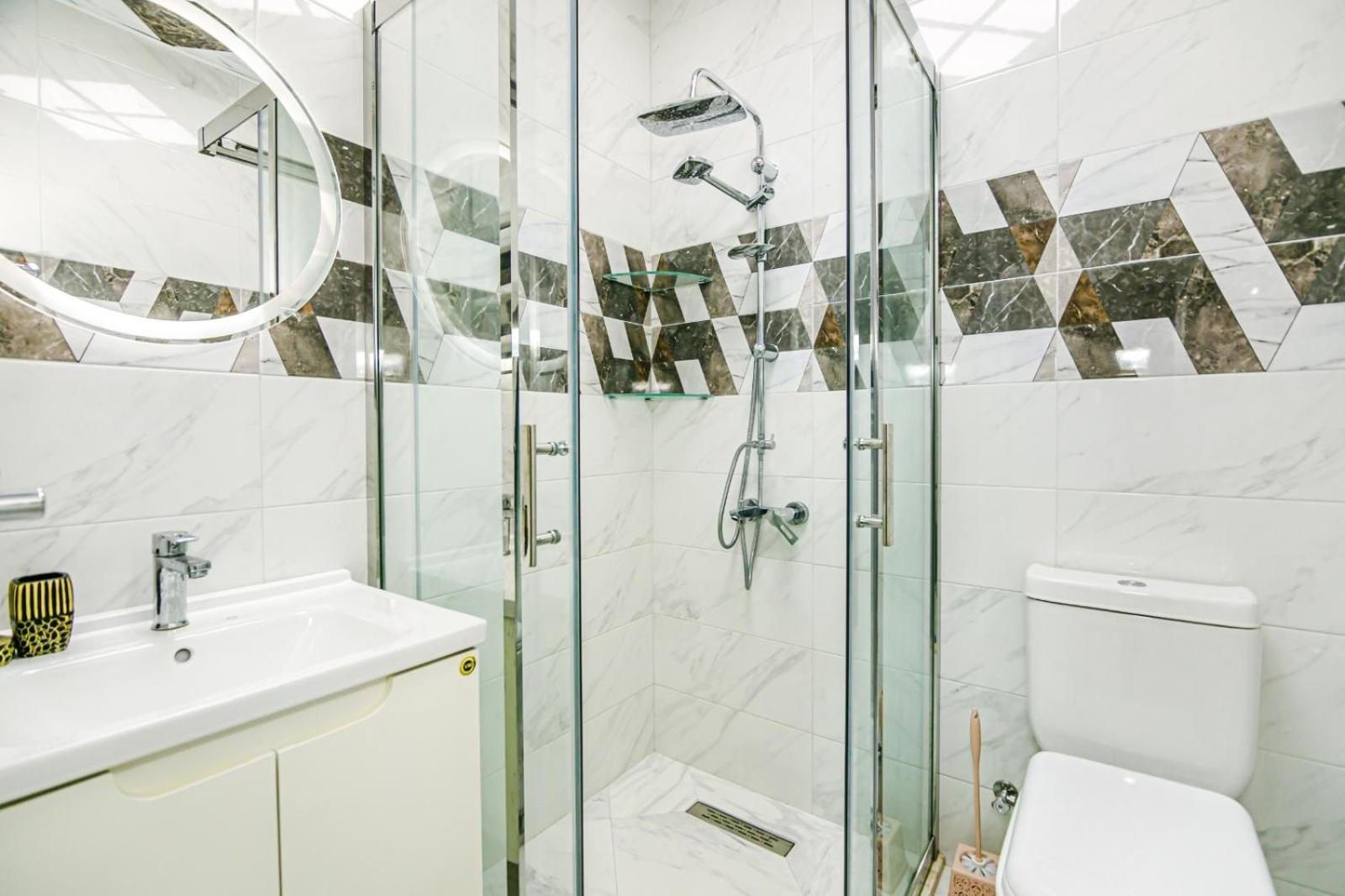 Deluxe Apartment 32