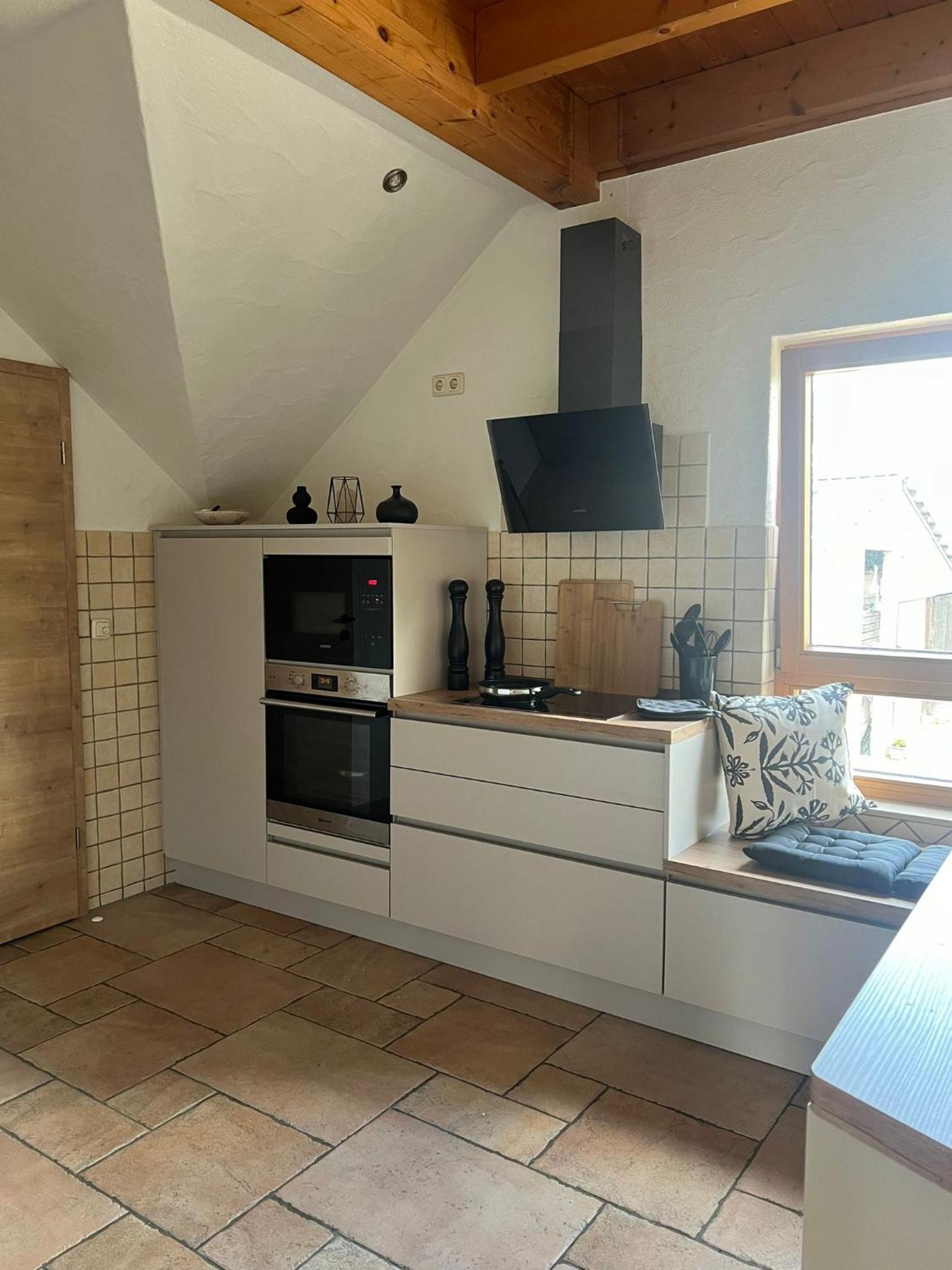 Chez Ellie- Ferienwohnung Nähe Nürburgring, Rhein, Ahr, Eifel
