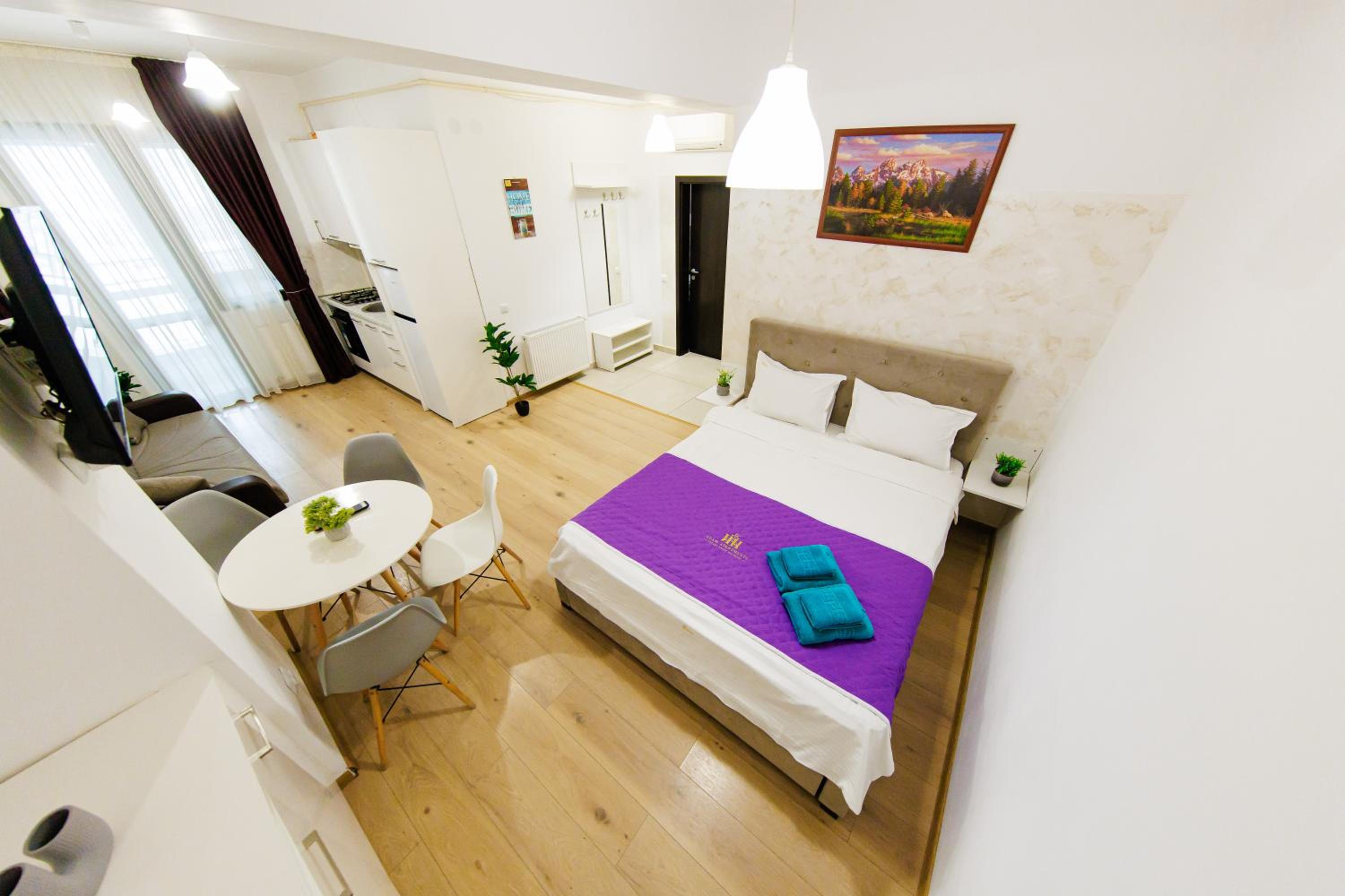 DEKO Apartments & Studios Near Palas Mall - Parking Option, photo 73