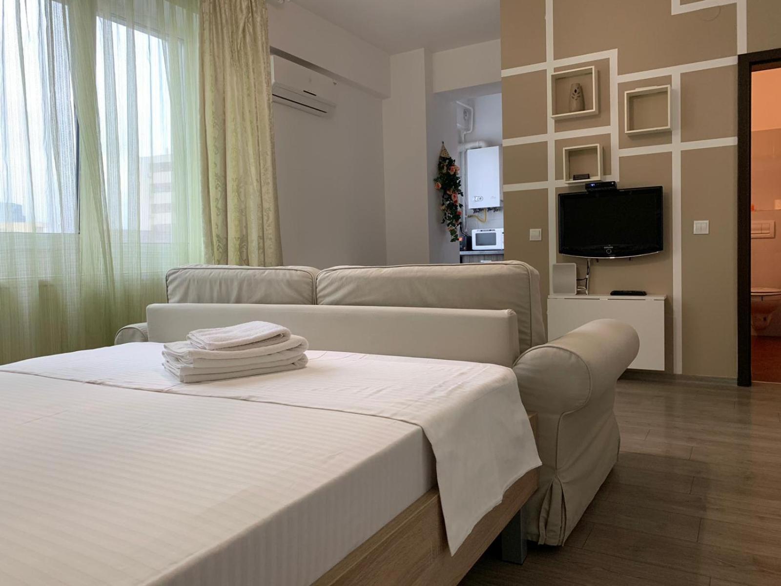 DEKO Apartments & Studios Near Palas Mall - Parking Option, photo 33