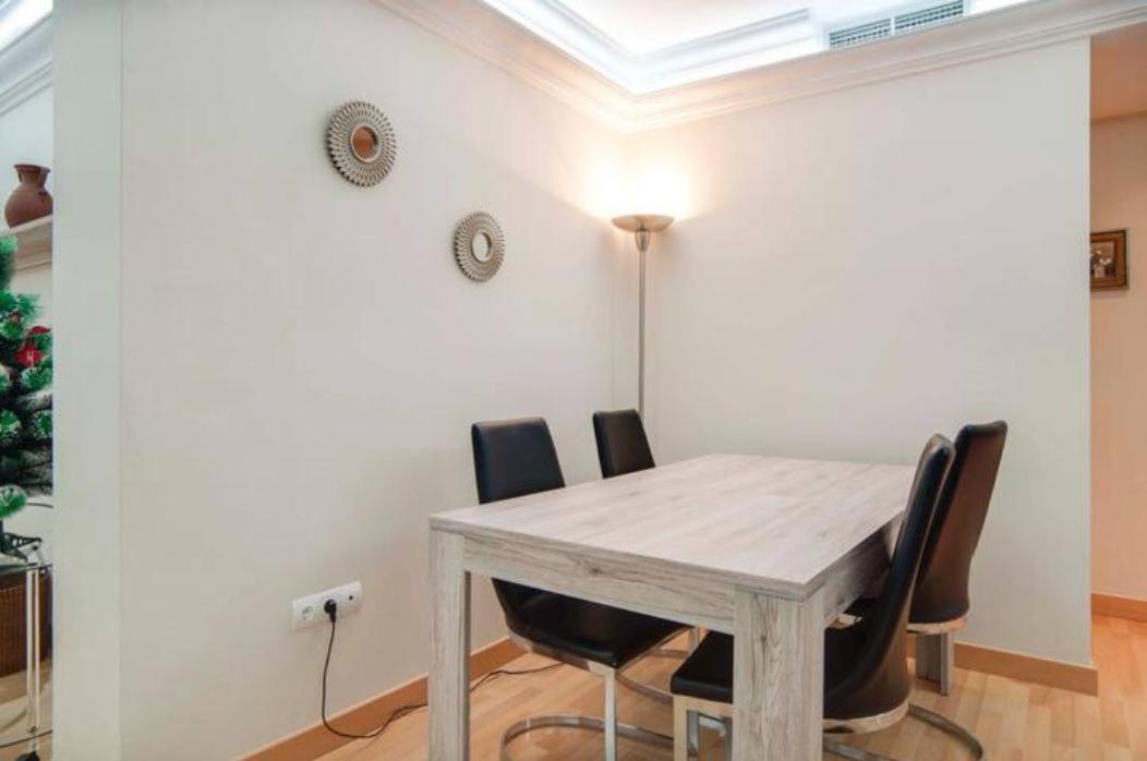 Prime location 2 Bed Apartment in Nueva Andalucia view 4