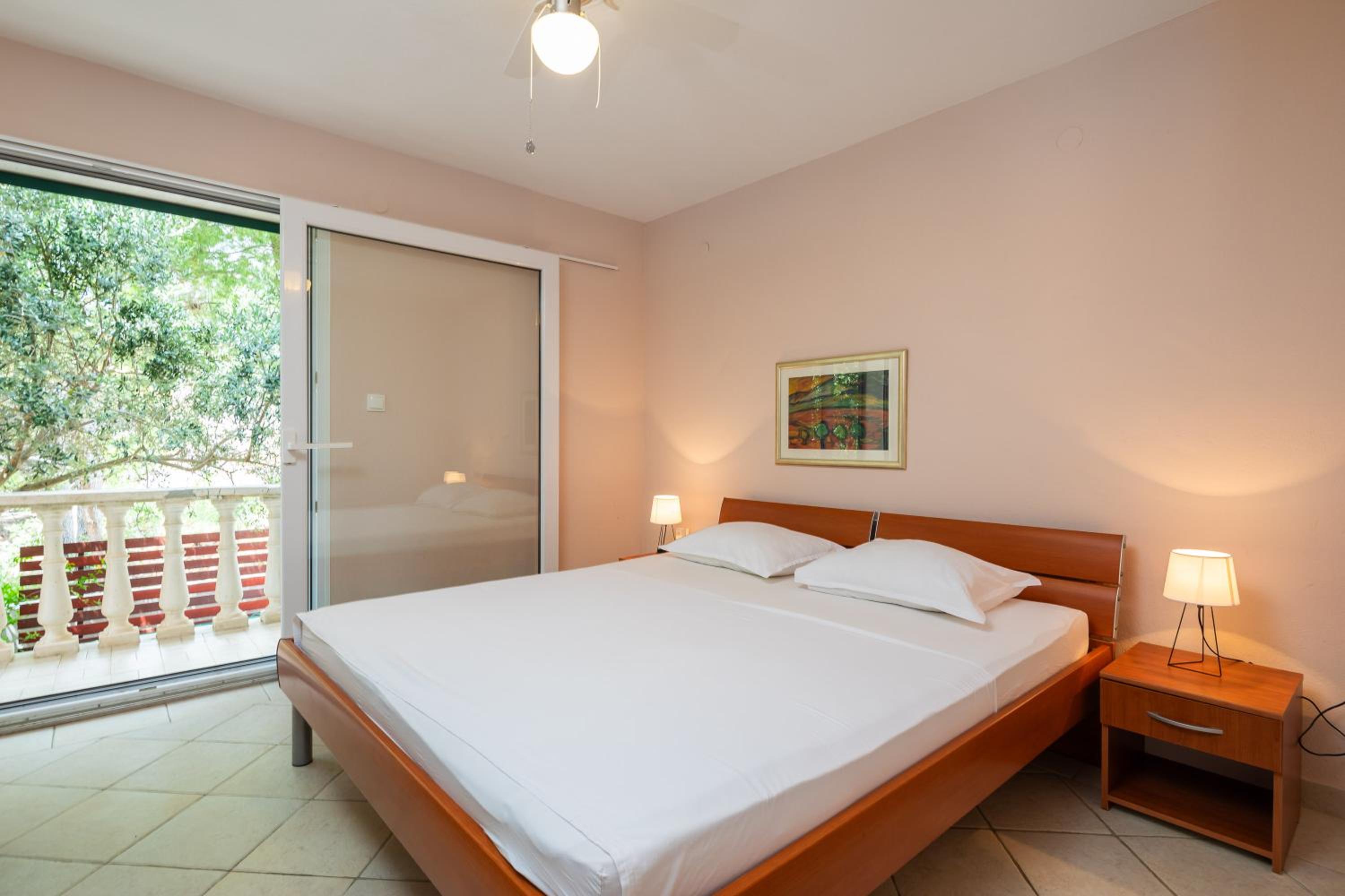 Villa Eden - Private Beachfront House with Pool