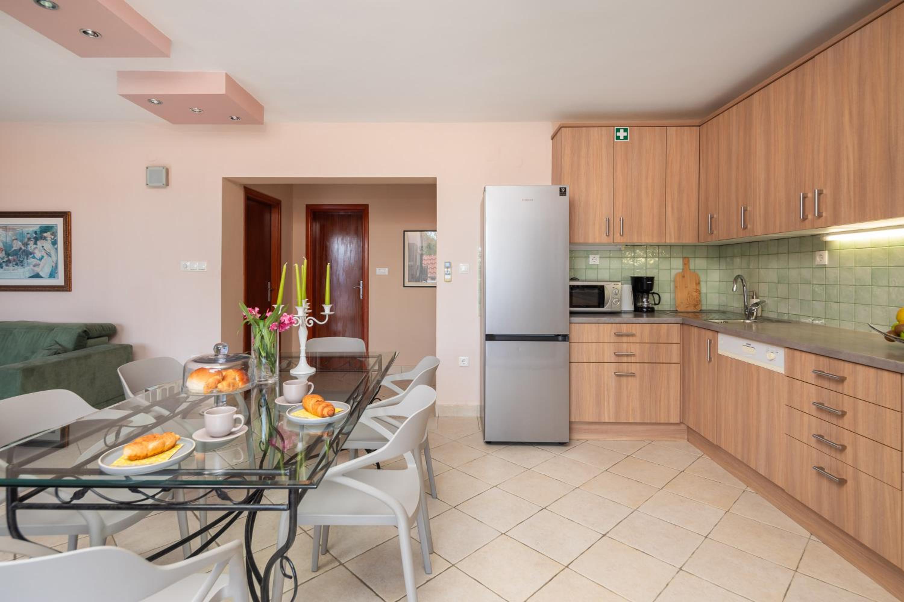 Villa Eden - Private Beachfront House with Pool