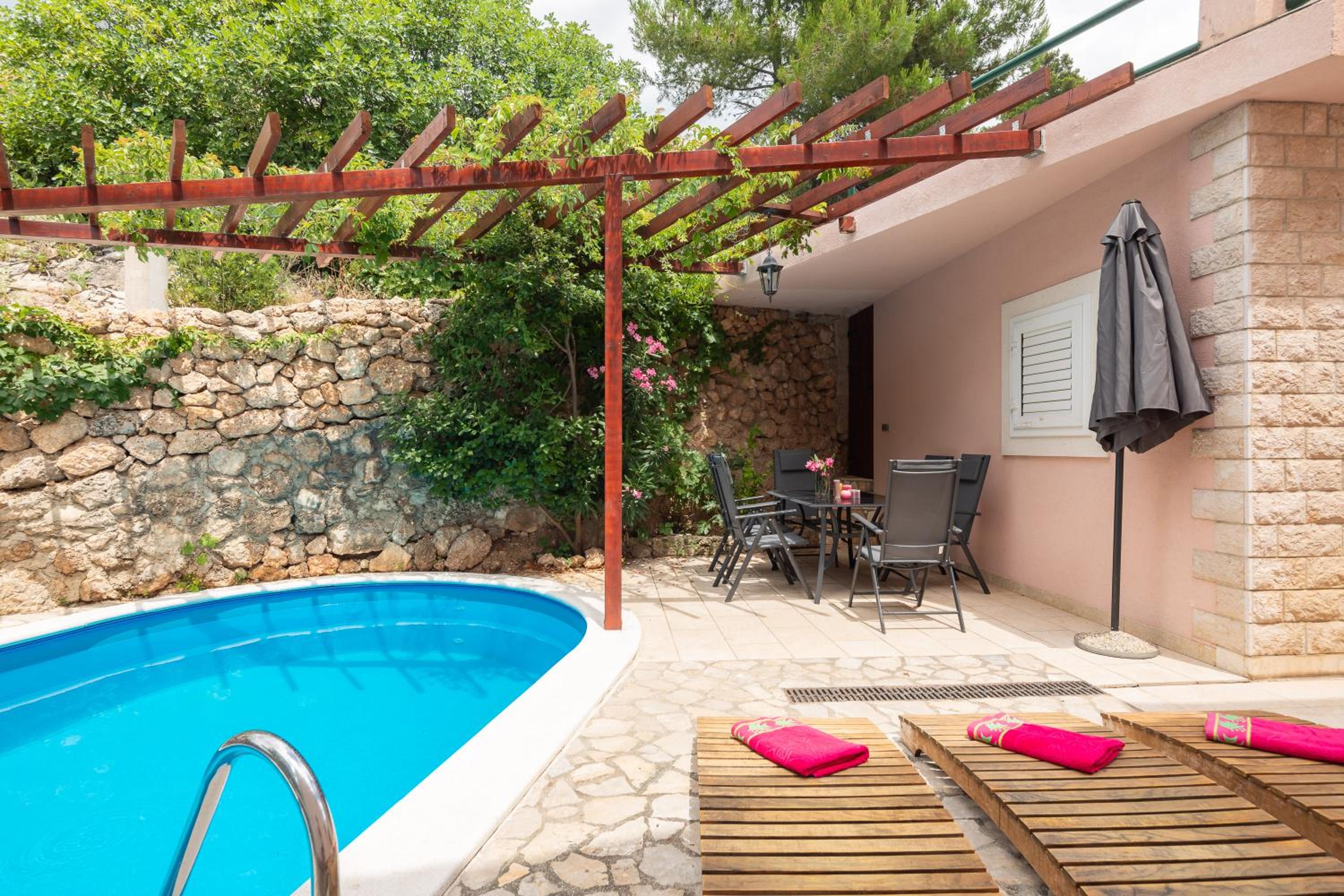 Villa Eden - Private Beachfront House with Pool