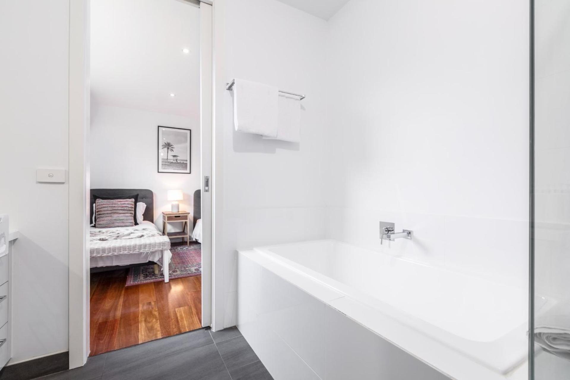 VAQUAY Amalfi Villa In Capel Sound